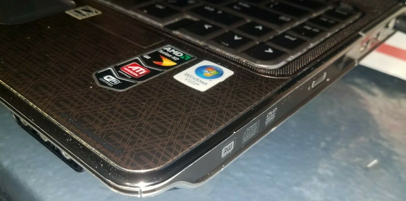 HP Pavilion dv4-1220us 14.1”(AMD Dual-Core @ 2.1GHz,4GB Ram,250GB HDD)Win 10