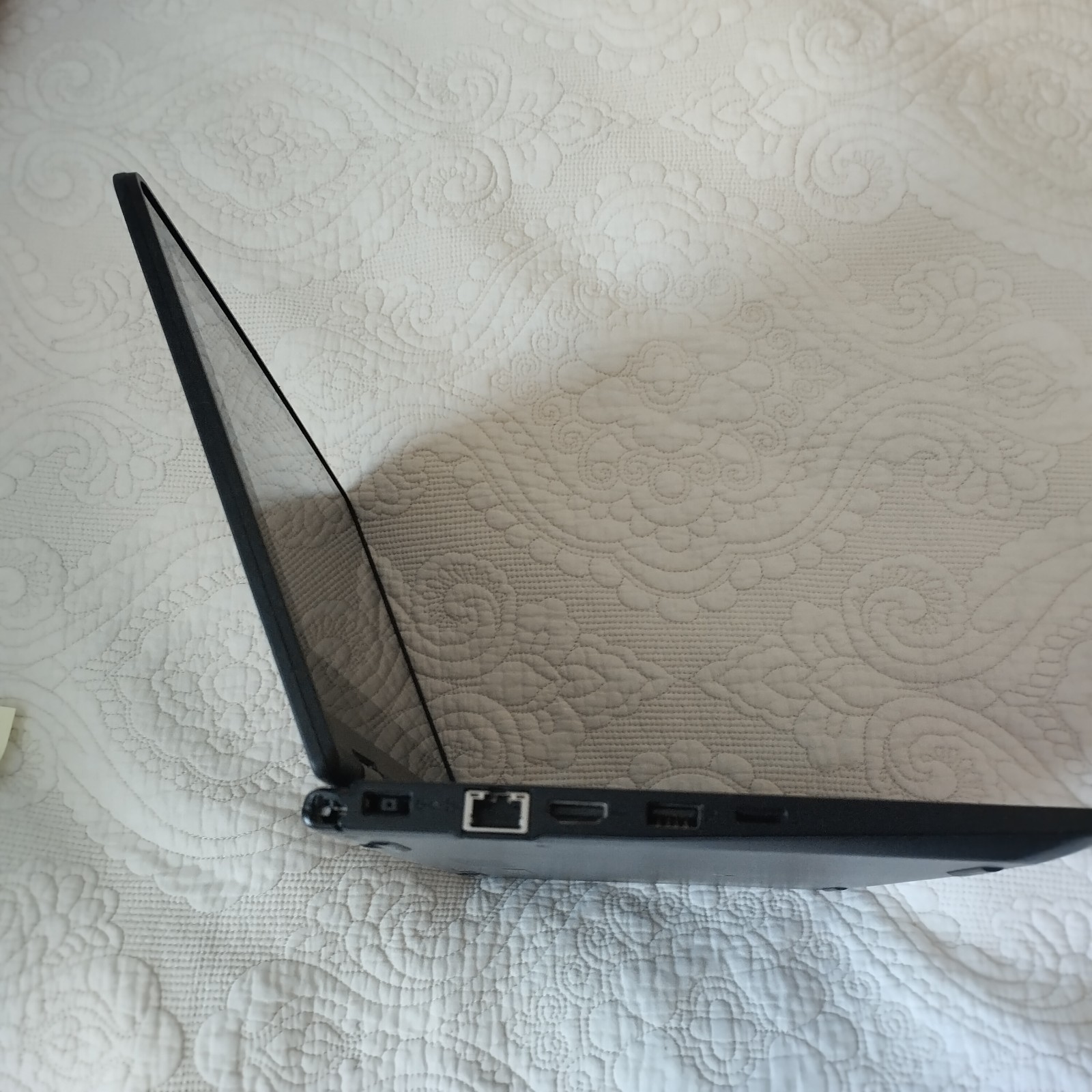Lenovo ThinkPad Yoga 11e 5th Gen Laptop – For Parts/Repair – Does Not Power On