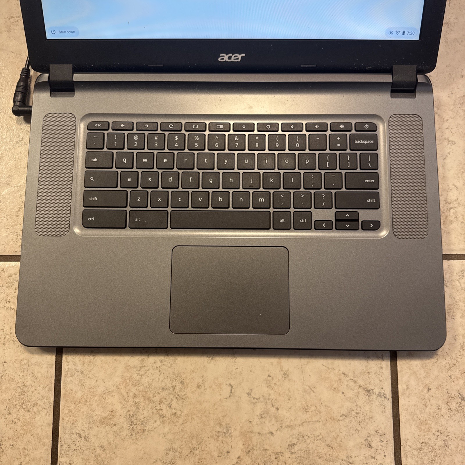 Acer CB3-532 N15Q9 Chromebook 15-inch Intel Celeron 16GB SSD 2GB RAM No Charger