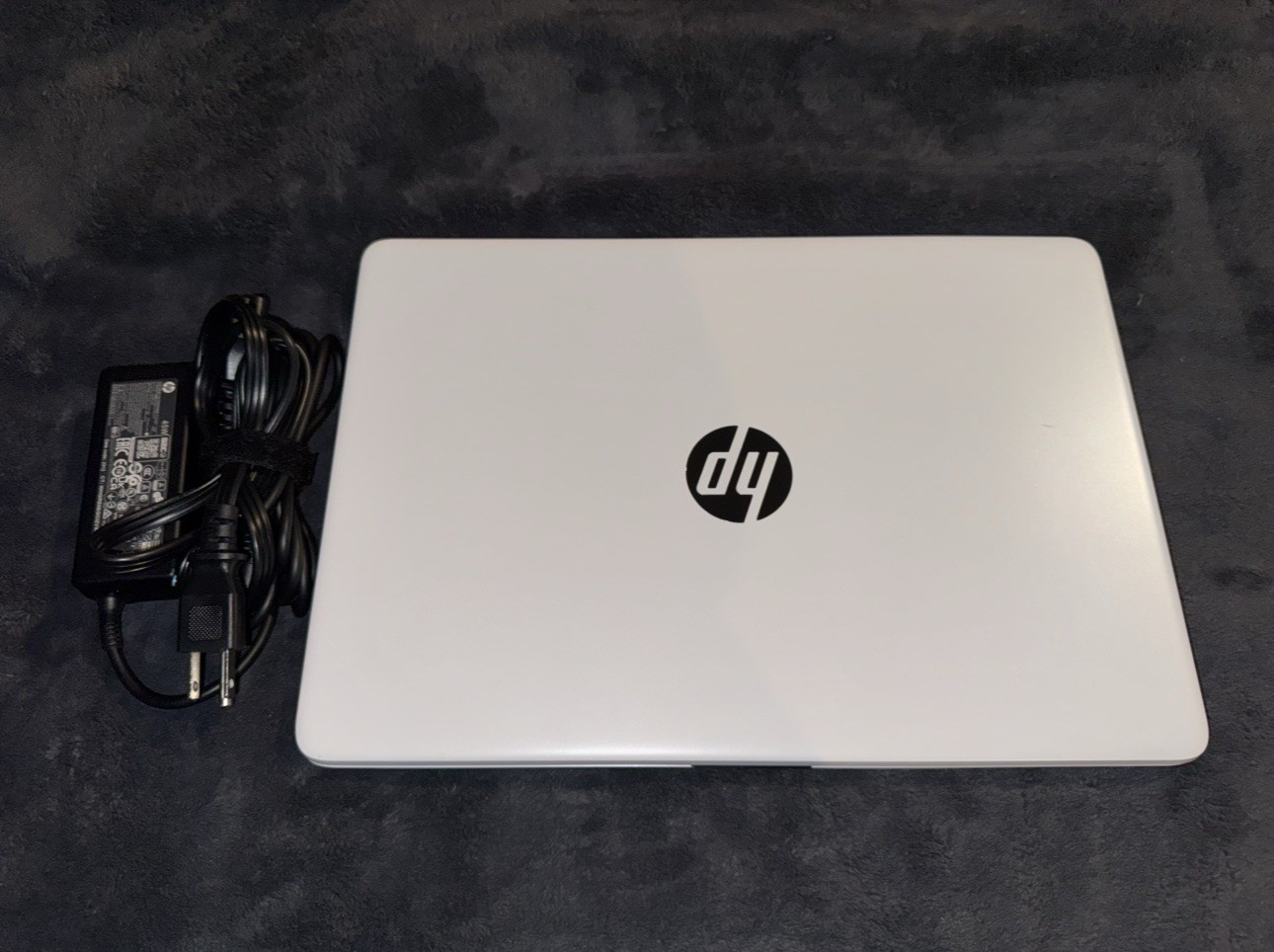 HP Ultra Light Laptop 14-inch Model 14-dq0052dx 16gb Ram 64gb Storage