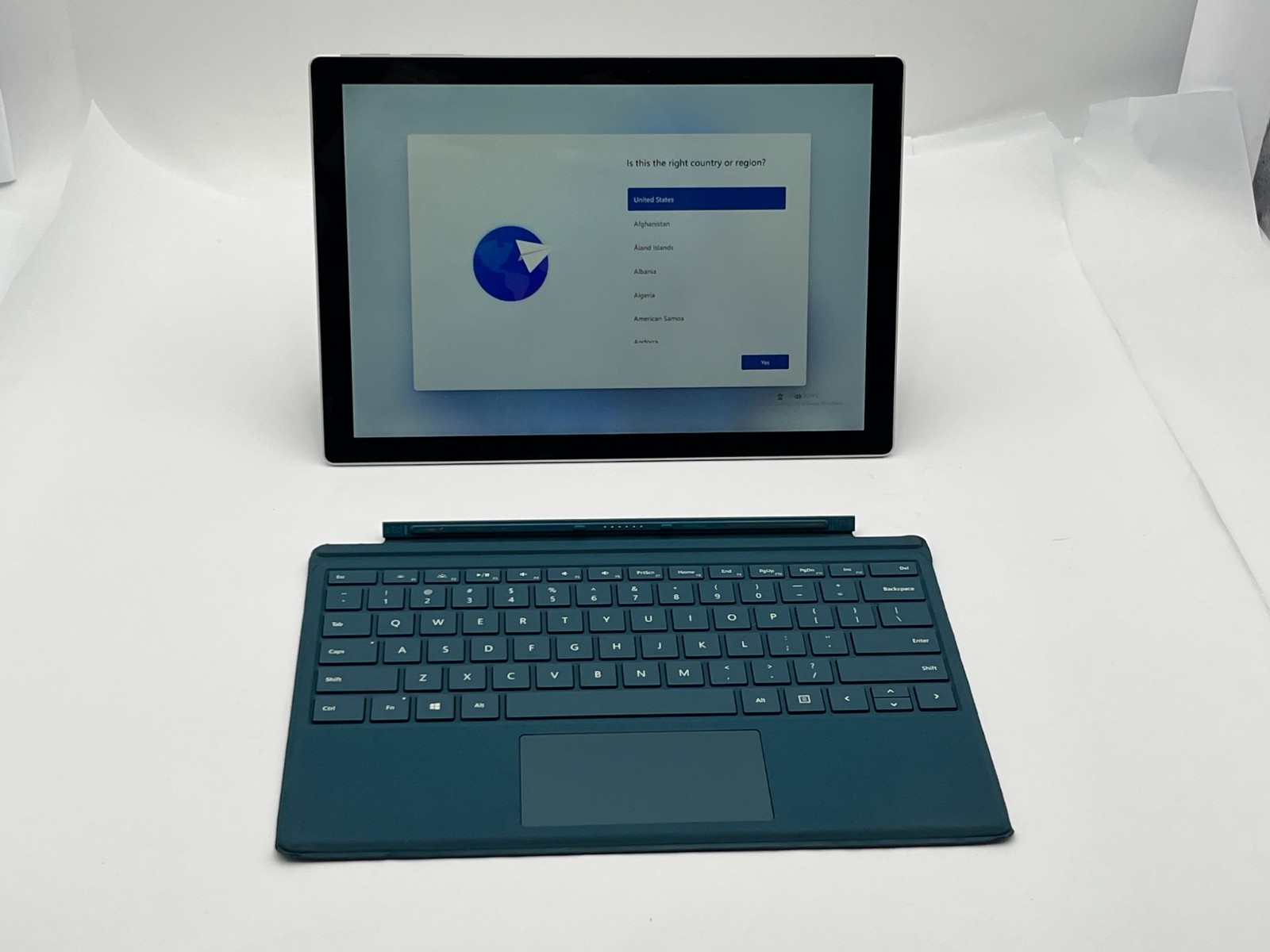 MICROSOFT SURFACE PRO 6 TABLET 1796 i7-8650U@1.9 GHZ 8GB RAM 256GB NVME