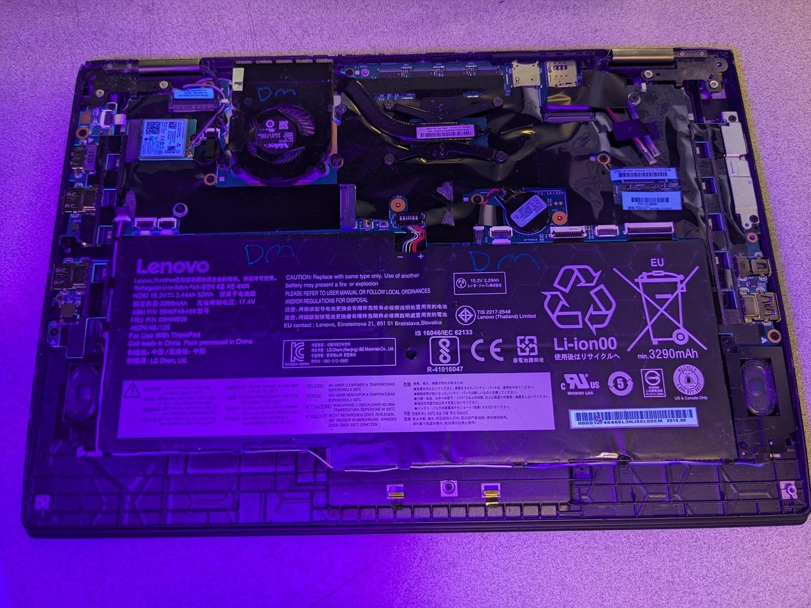 LENOVO THINKPAD X1 CARBON 4TH GEN i5-6300U @ 2.40GHz, 8GB RAM, NO HDD/OS
