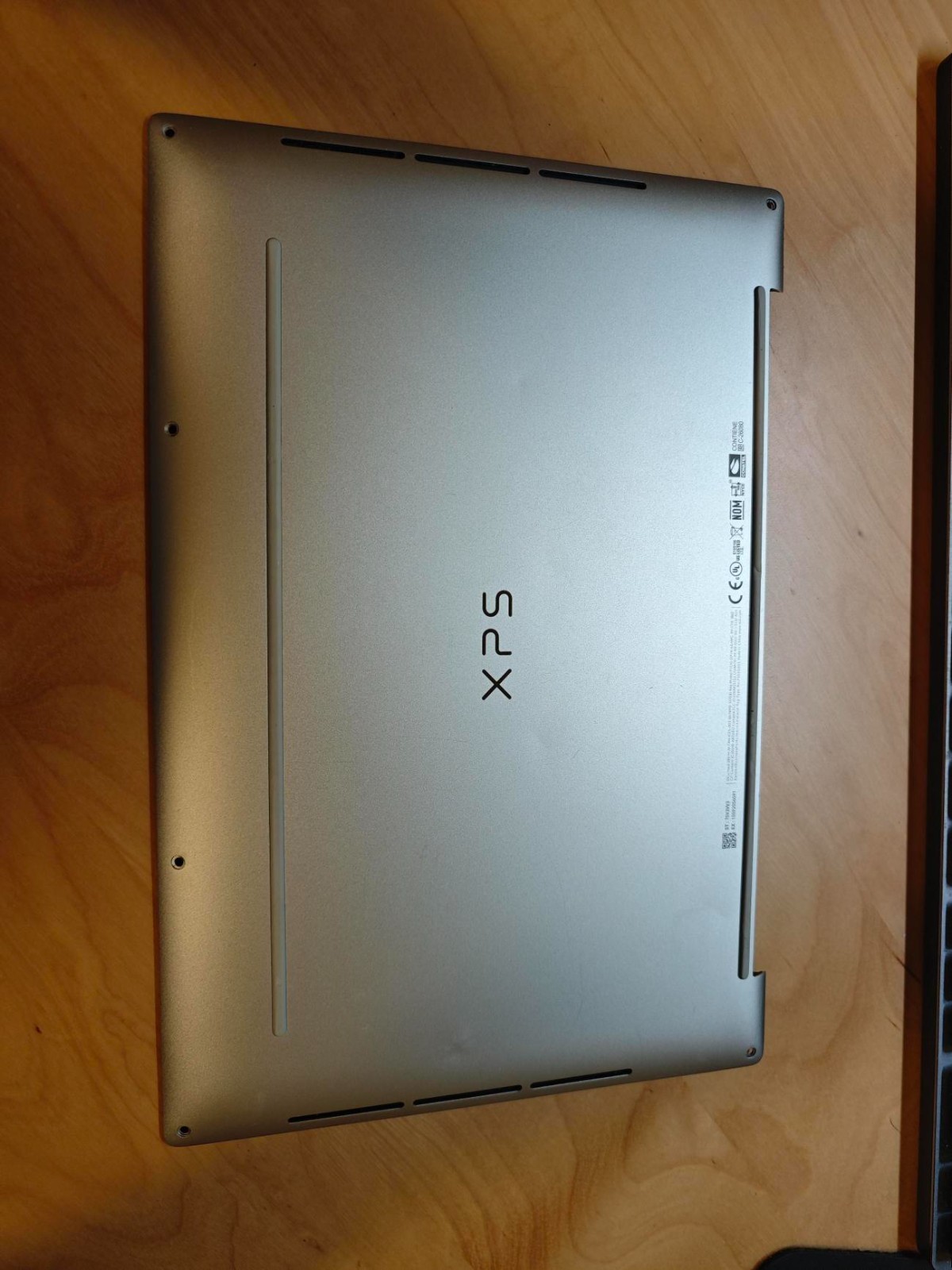 dell xps 13 plus 9320 Back Cover