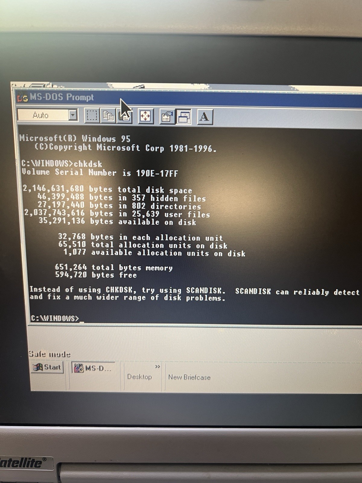 Vintage Toshiba Satellite 330CDT Intel Pentium MMX Windows 95 For Rebuild Parts