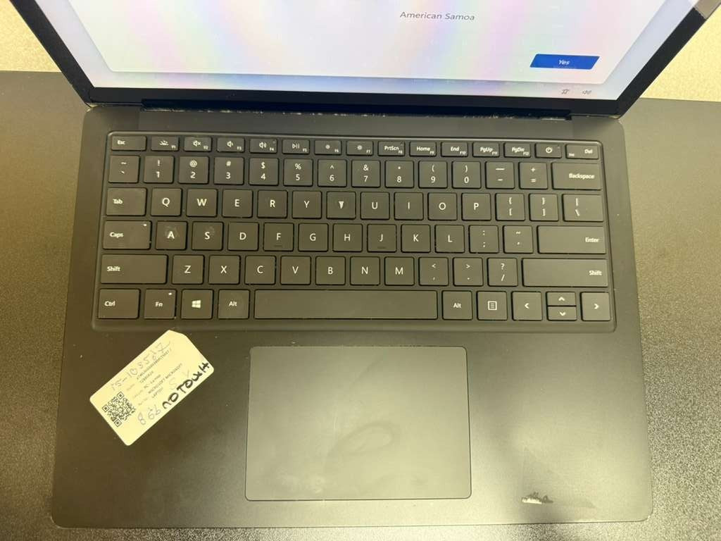 Microsoft Surface Laptop 3 13.5″ i5-1035G7 8GB 256GB – Parts/Repair