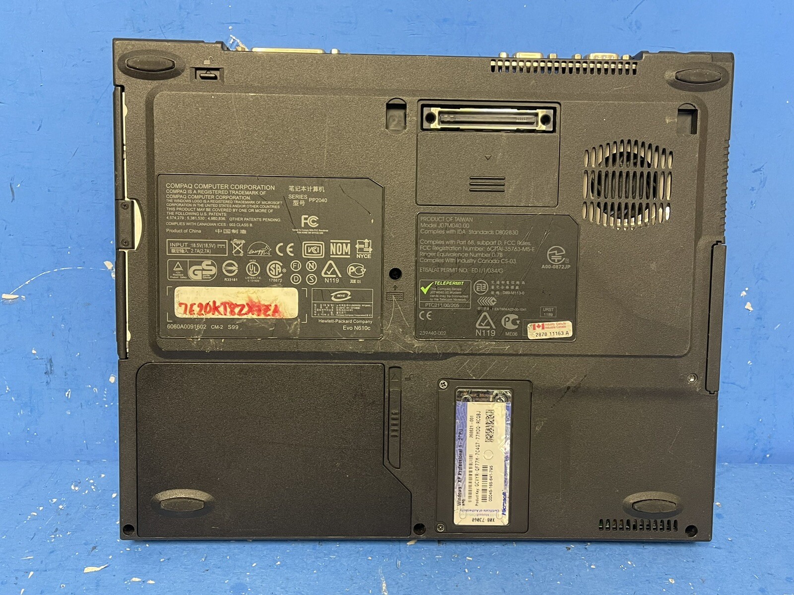 VINTAGE COLLECTIBLE COMPAQ LAPTOP EVO N610C PEMTIUM 4 J07M040.00 PP2010
