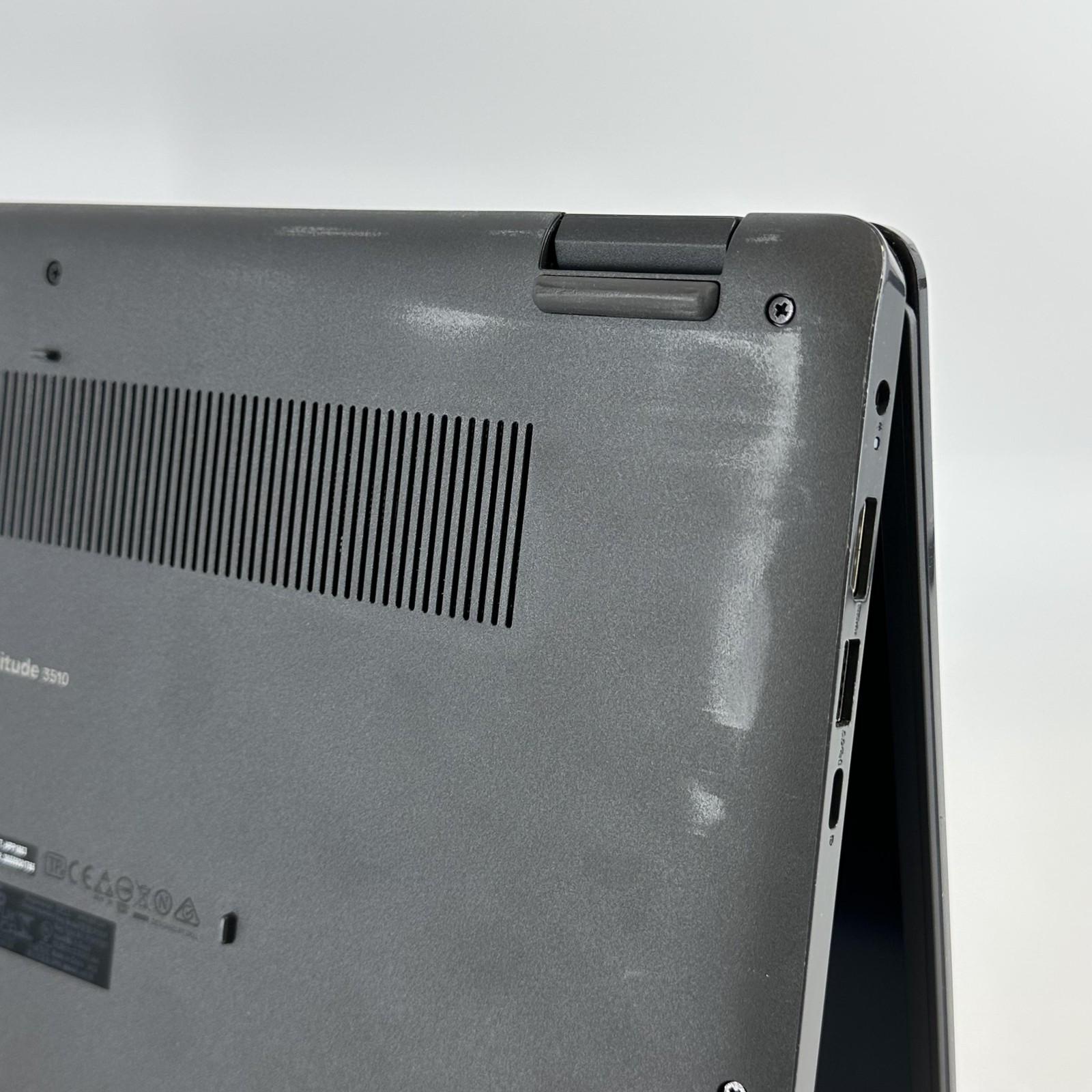 Dell Latitude 3510 15.6 Gray FHD i7-10510U 1.80GHz 16GB RAM 256GB SSD Good
