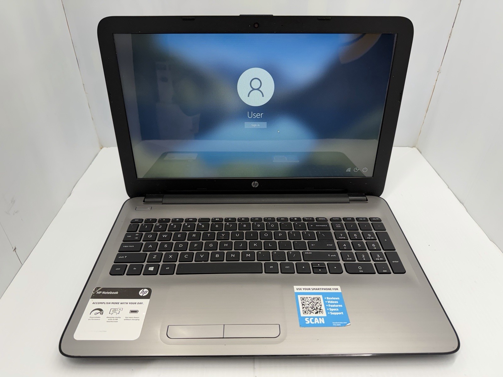 HP 15-BA030NR 932GB 6GB RAM 1007MB AMD Radeon R5 Graphics A8-7410 APU @ 2.20GHz