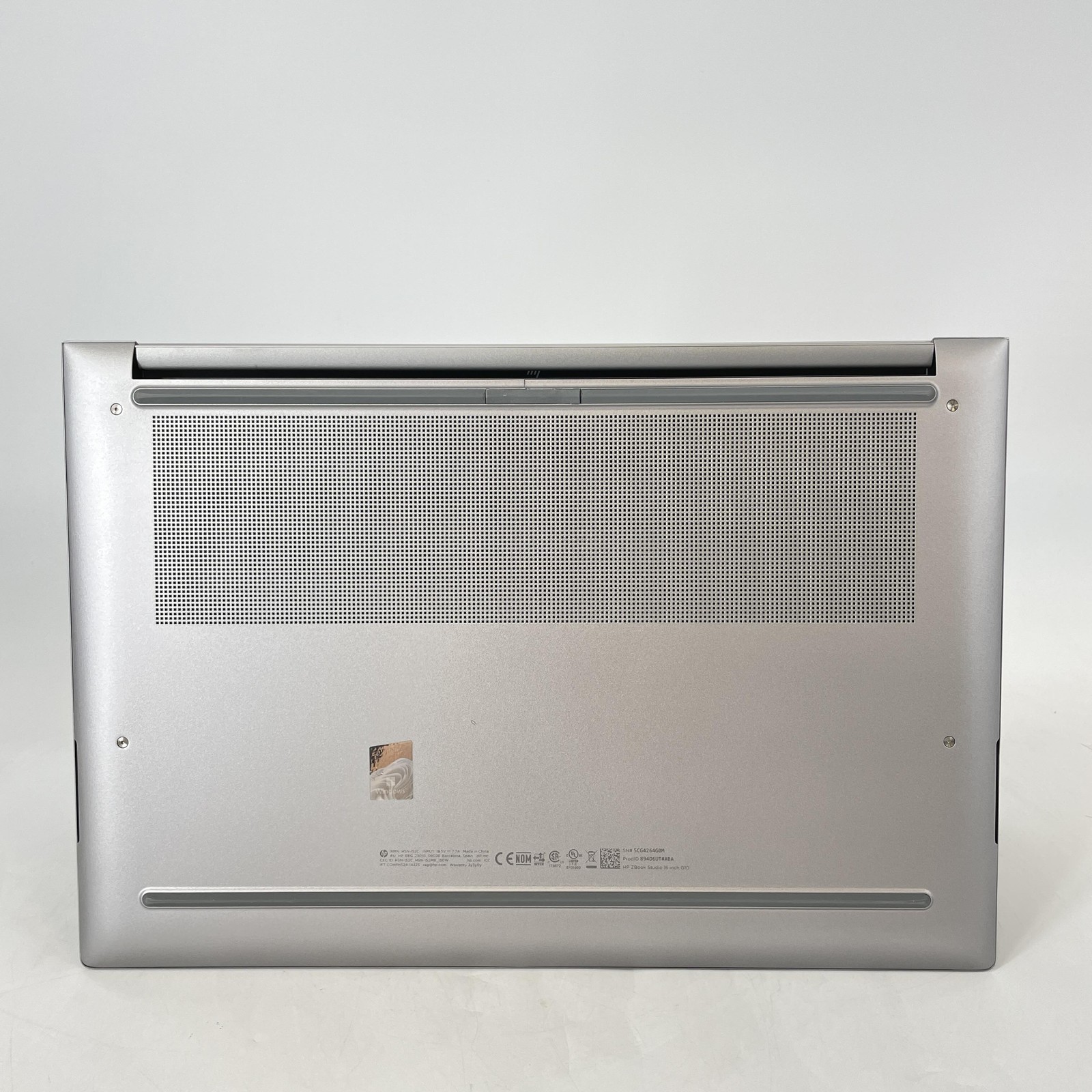 HP ZBook Studio 16 G10 UHD+ 2.4GHz i7-13700H 32GB 512GB RTX 2000 Ada BENT FRAME
