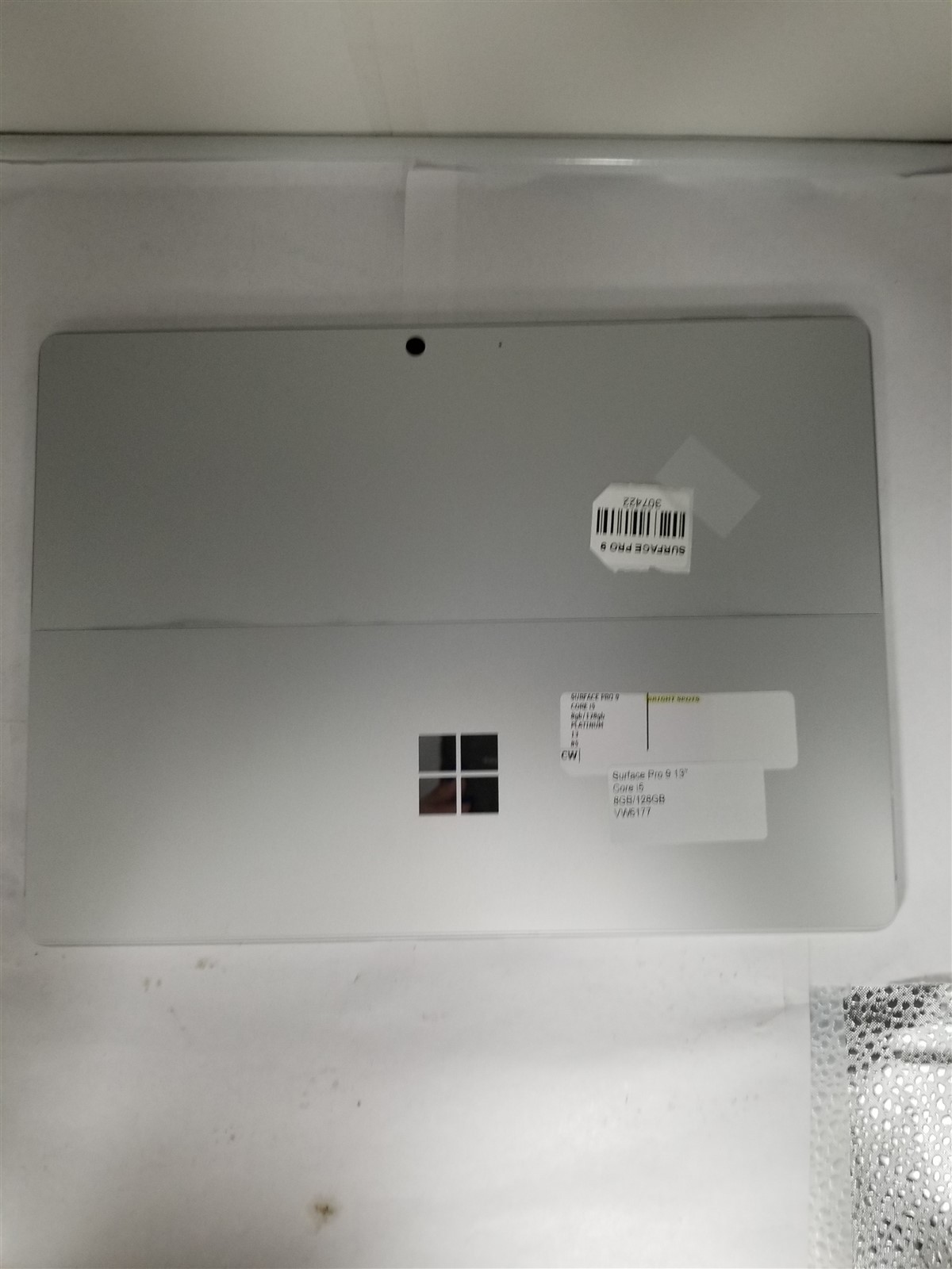 Microsoft Surface Pro 9 Core i5 13″ 8GB/128GB Silver Reduced Price VW6177