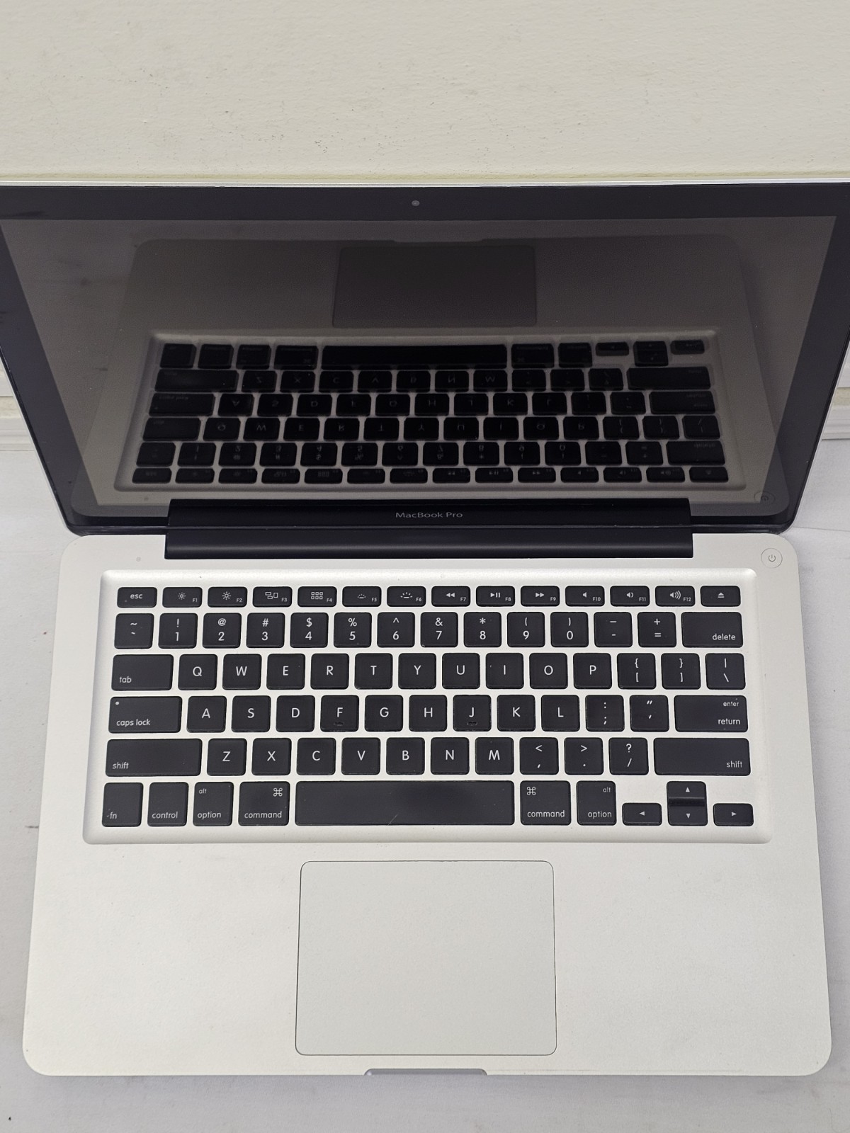Apple MacBook Pro A1278 Laptop – i5-2435M – 4GB RAM – Parts – NO HDD/OS – Read