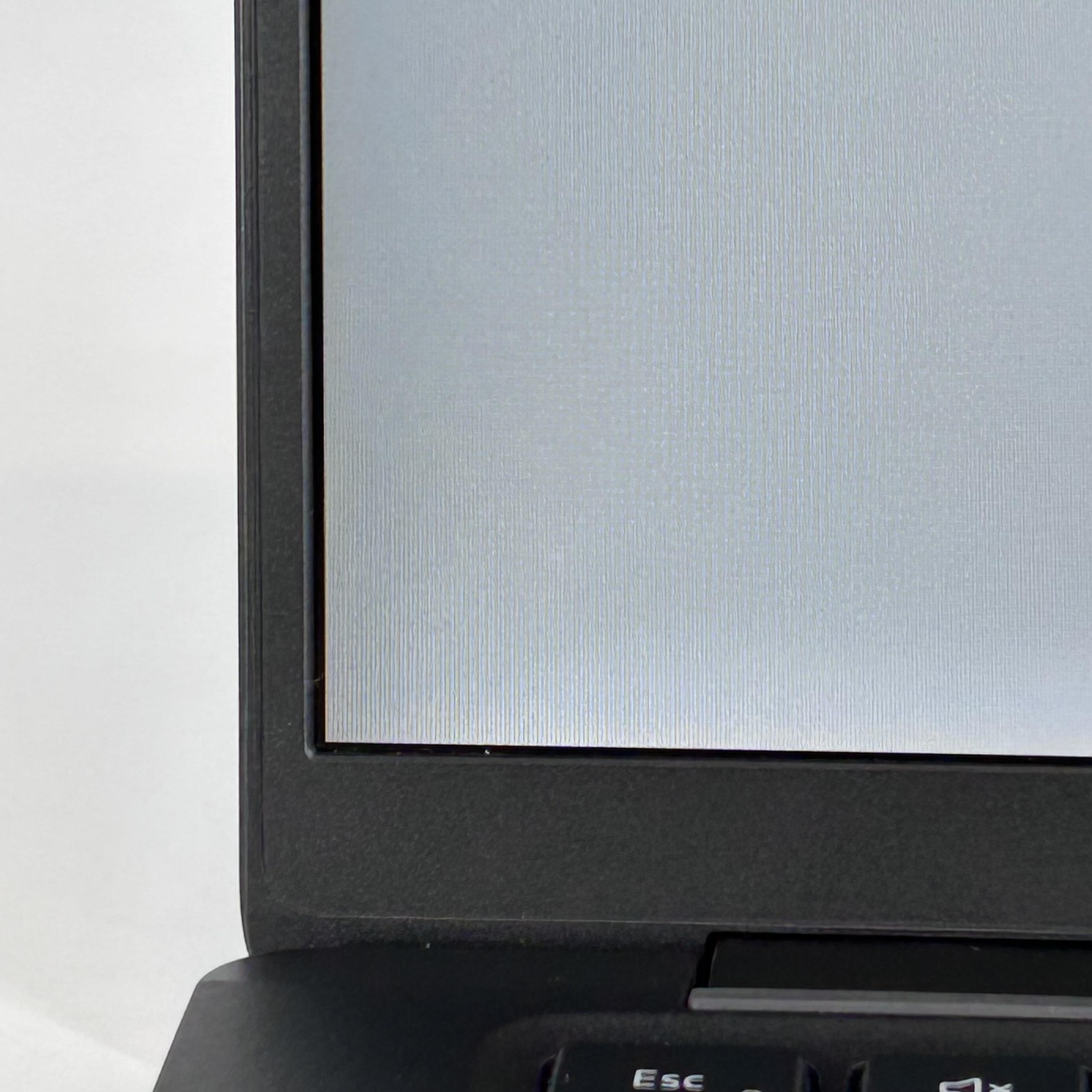 Dell Latitude 7430 14 Black FHD 1.8 GHz i7-1265U 16GB 256GB SSD Good