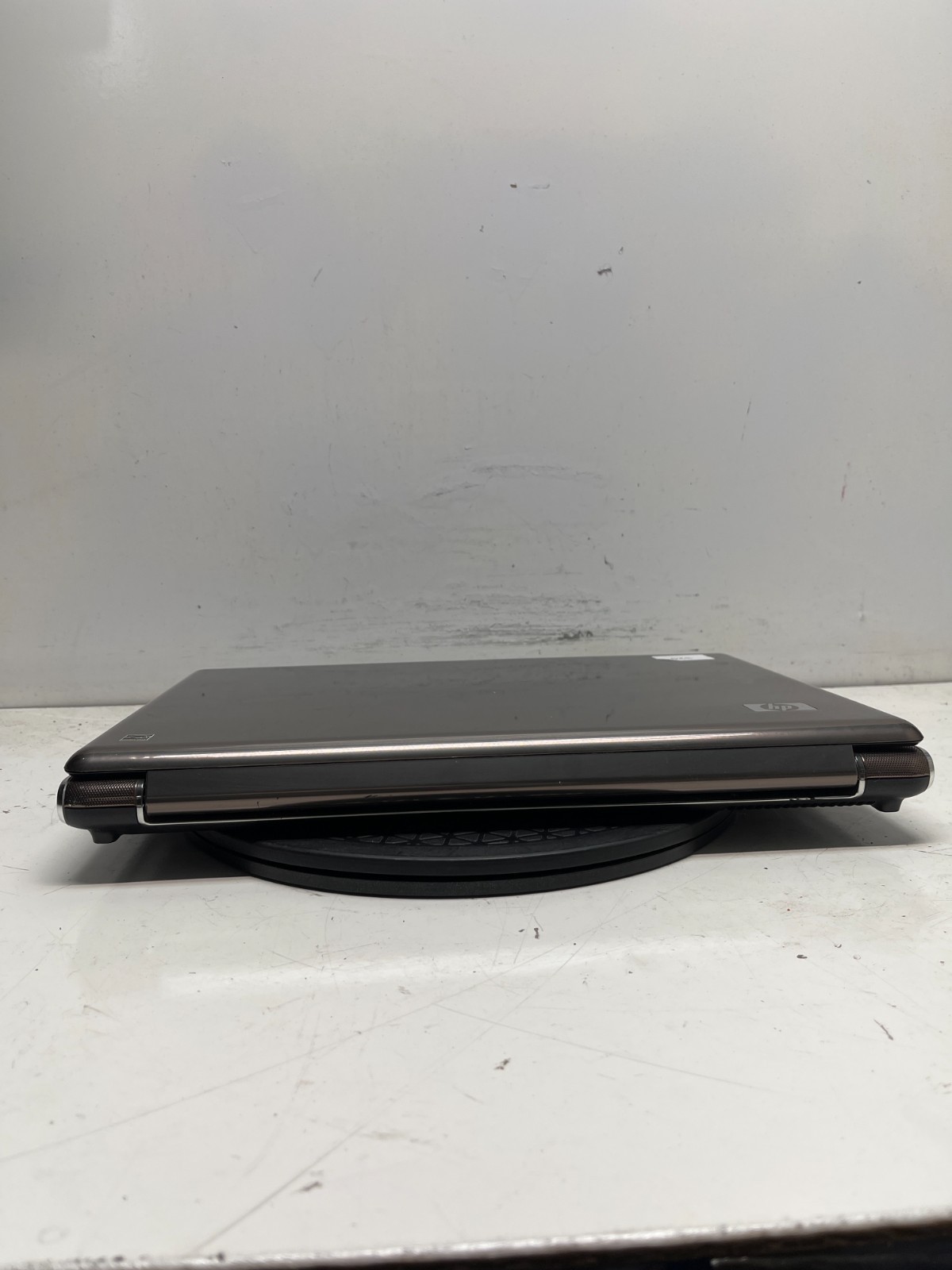HP Pavilion DV7-146NR AMD Turion X2 Ultra Dual Core 4GB NO HDD
