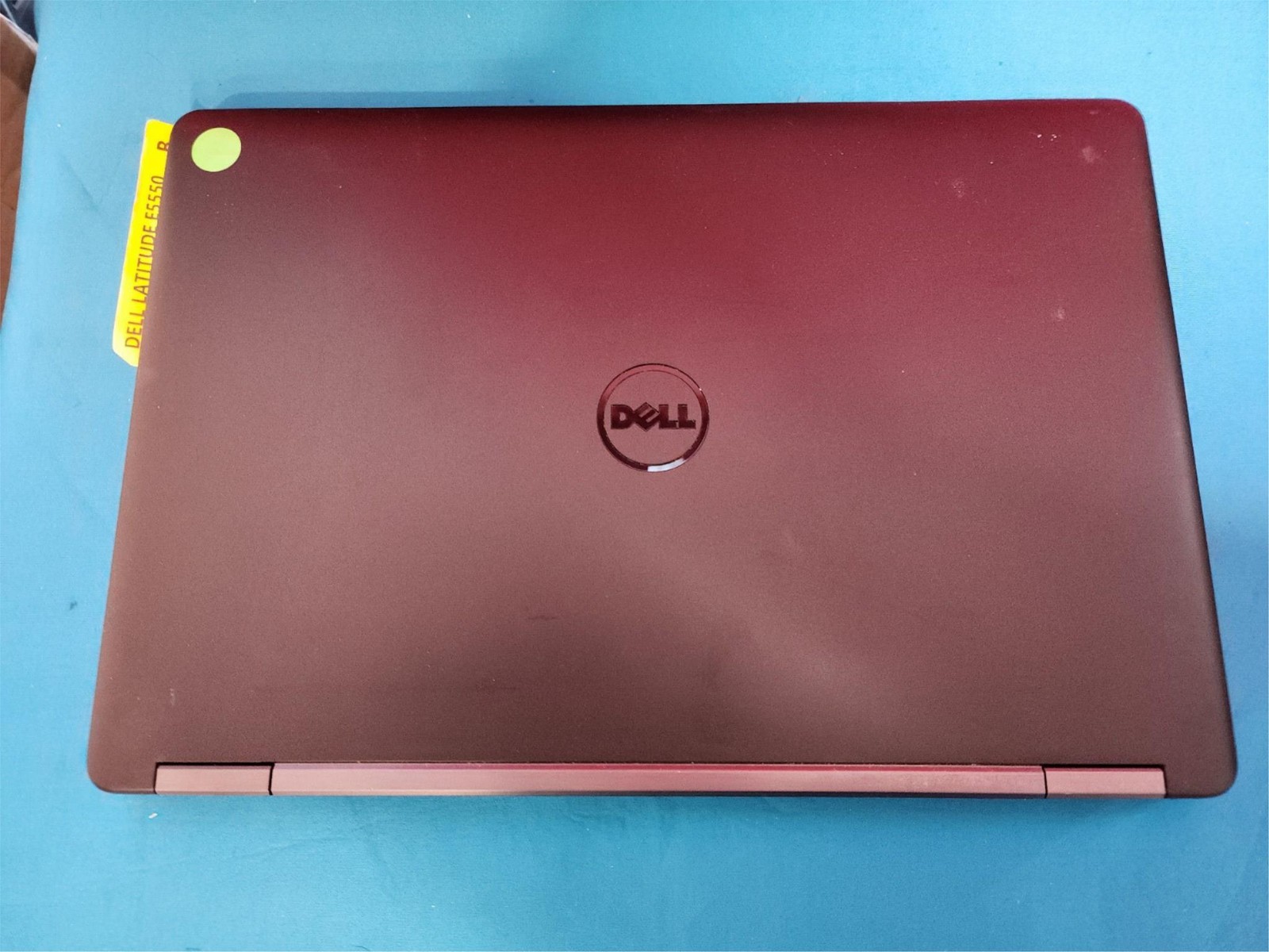 Dell Latitude E5550 15.6″ FHD i5-8365U 1.6GHz 8GB 128GB Thunderbolt Win 11 Pro
