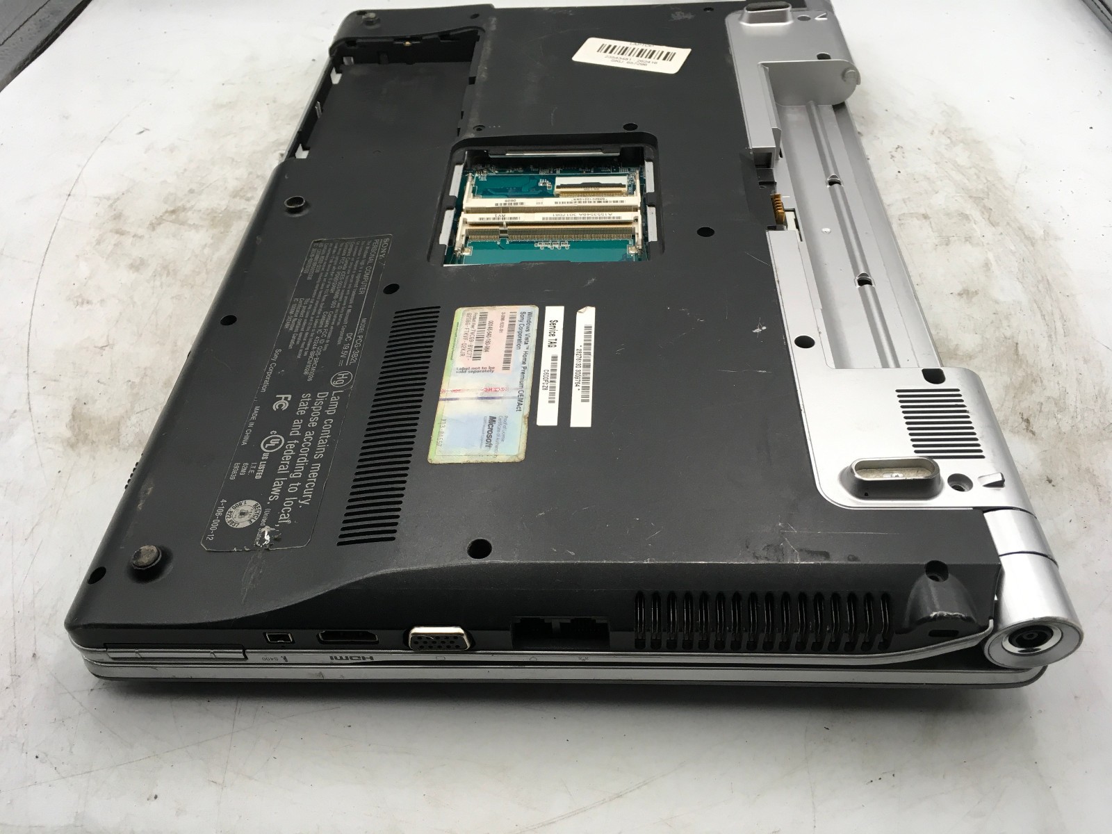 SONY VAIO PCG 3B2L – FOR PARTS/REPAIR – INTEL CORE 2 DUO P8400 – NO RAM -READ-BB