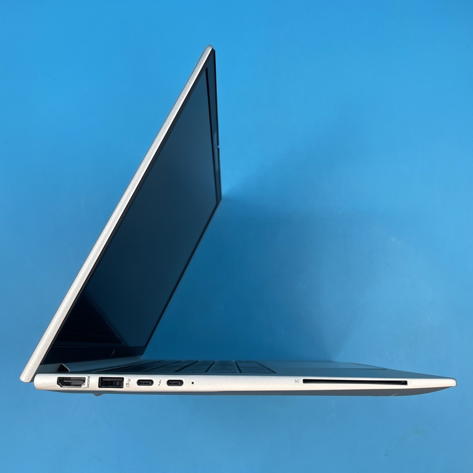 HP EliteBook 840 G11 | Ultra 5 135U | 32GB RAM | 512GB SSD | NO OS | 92% BATTERY