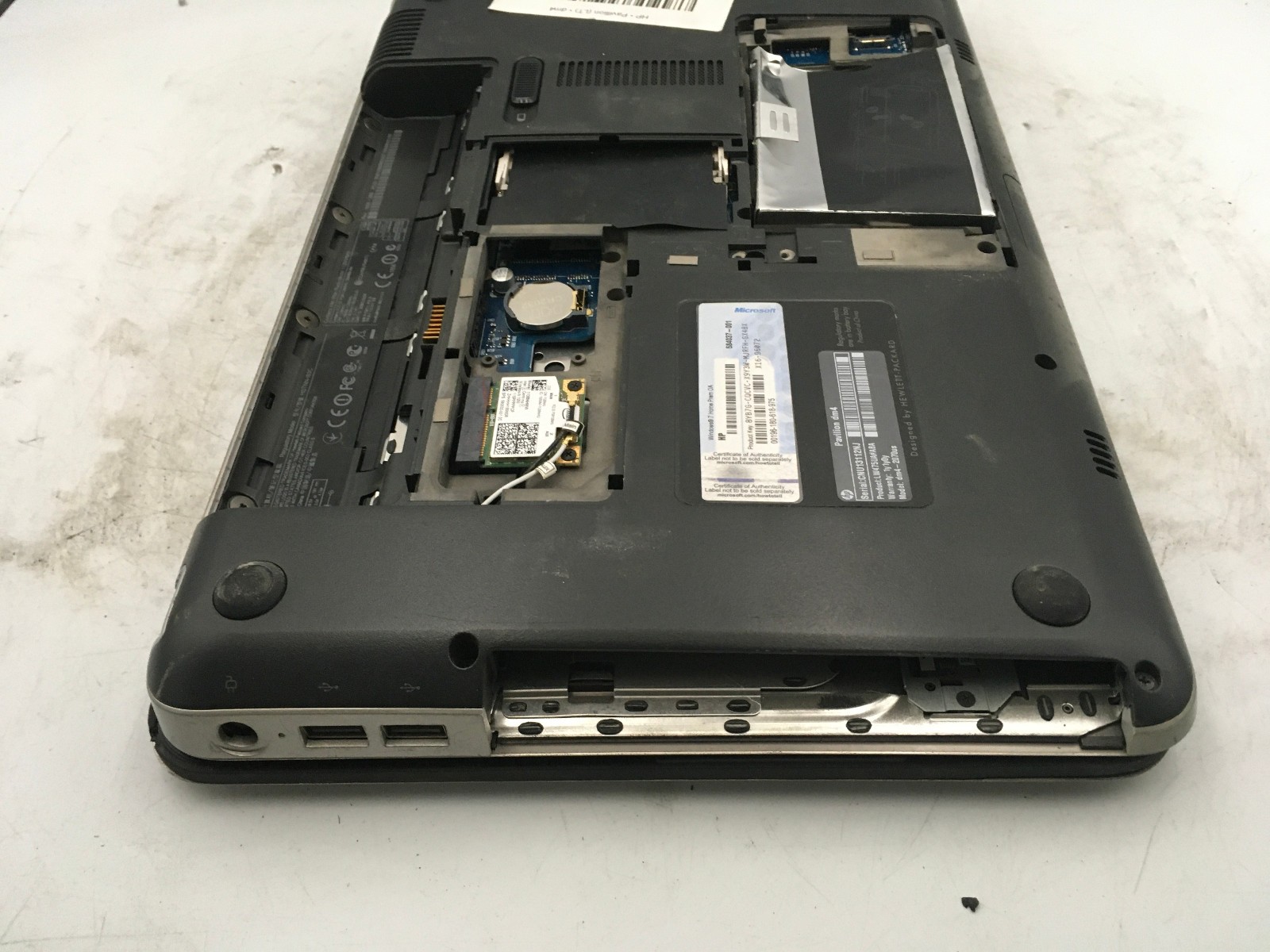 HP PAVILION DM4 2070US – BOOTS TO BIOS – INTEL I5 2410M – NO RAM – READ DESC-BB