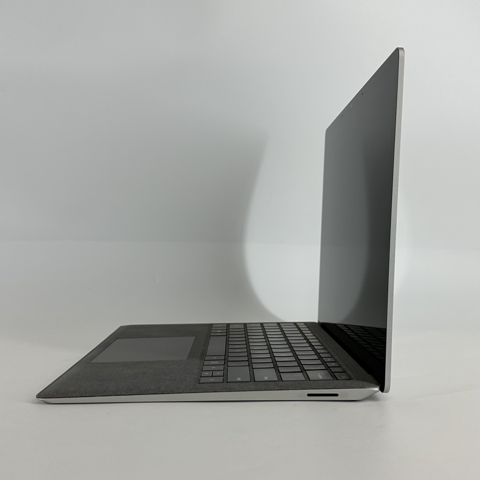 Microsoft Surface Laptop 3 13.5 2020 2K TOUCH i7-1065G7 16GB 256GB – GOOD