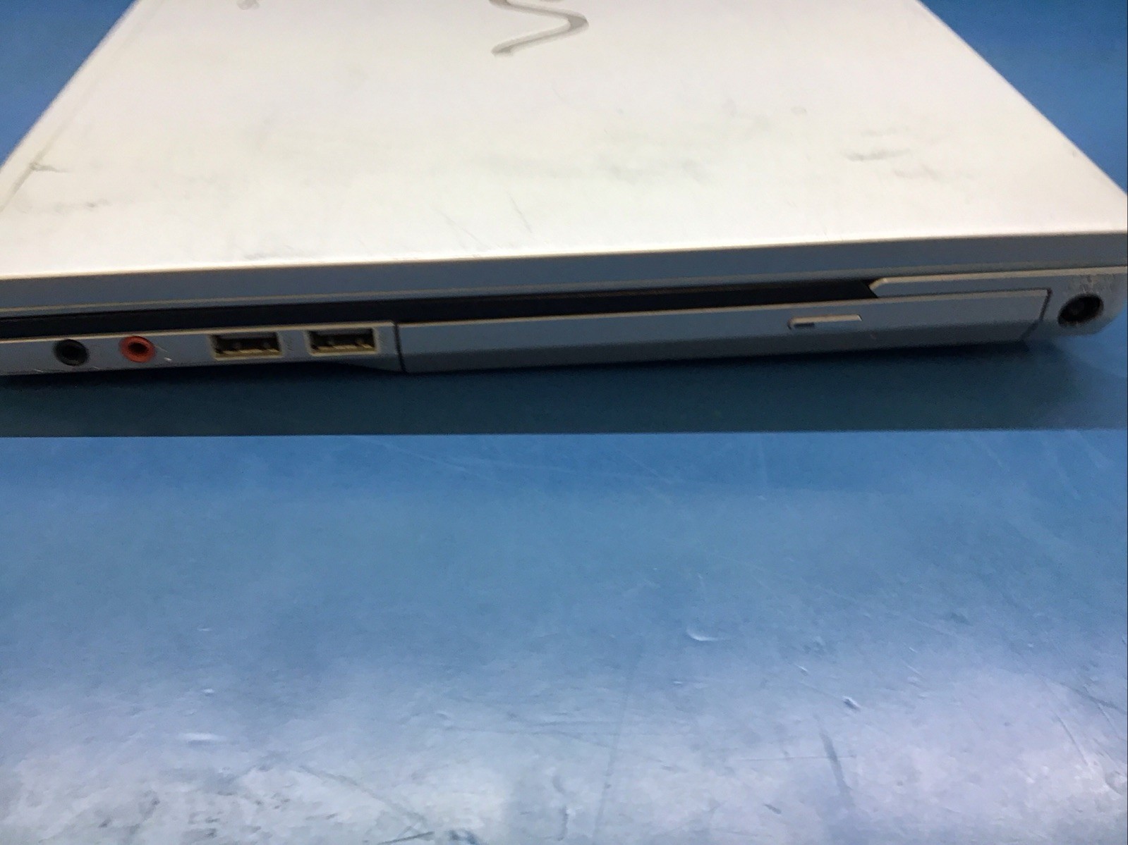 Sony Vaio PCG-384L Laptop 2GB DDR3 (2x1GB), Intel Centrino Duo. NO HDD, *READ*