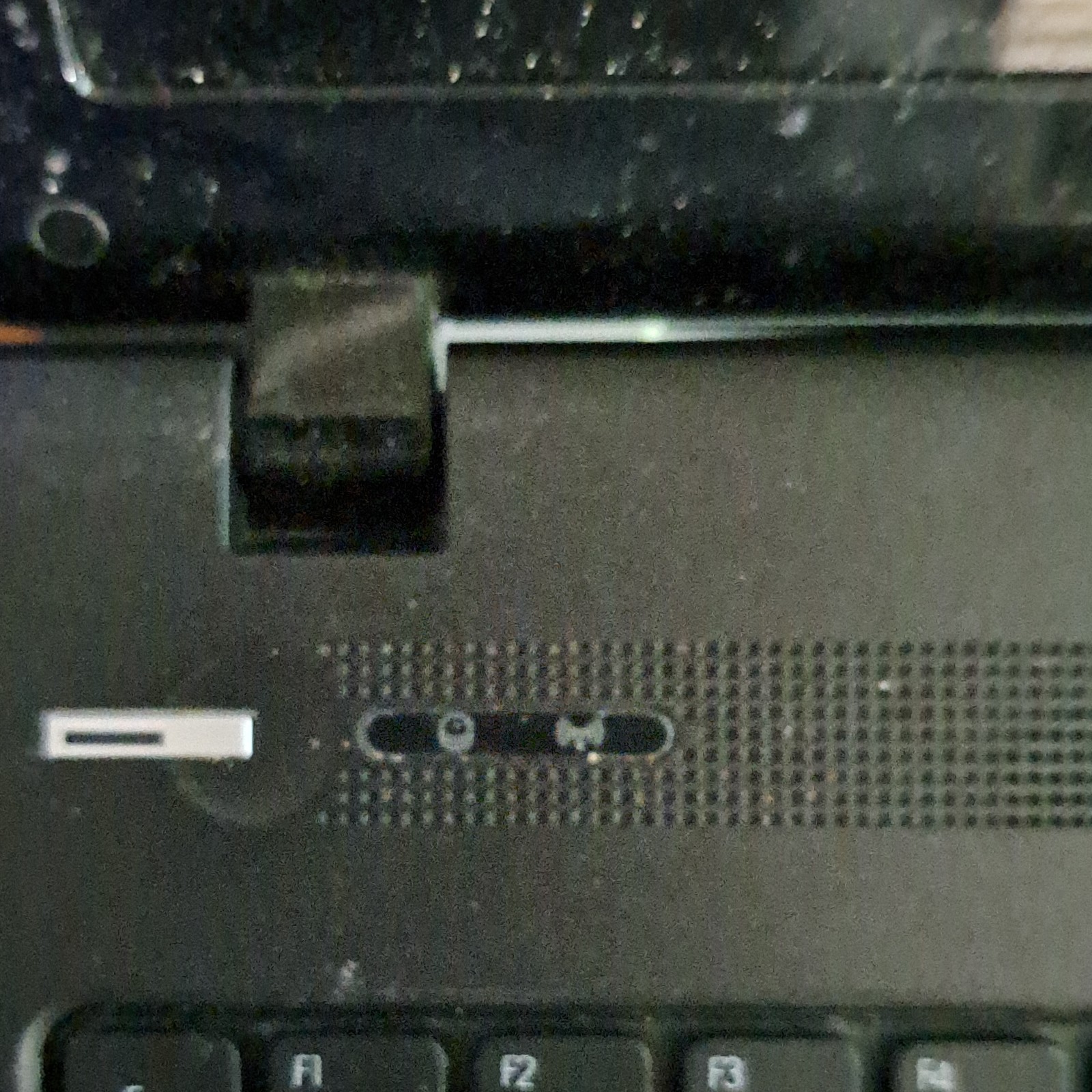 4 laptops Gateway PSWS6 Solo 1450 Intel Core i5 Windows 7 XP for parts only