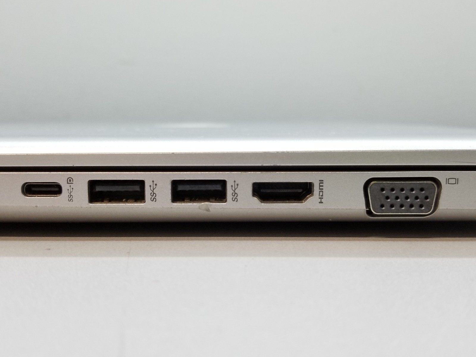 HP ProBook 450 G5 15.6″ FHD i5-8250U 1.6GHz 8GB RAM 256GB NVMe Win 11 Pro WiFi