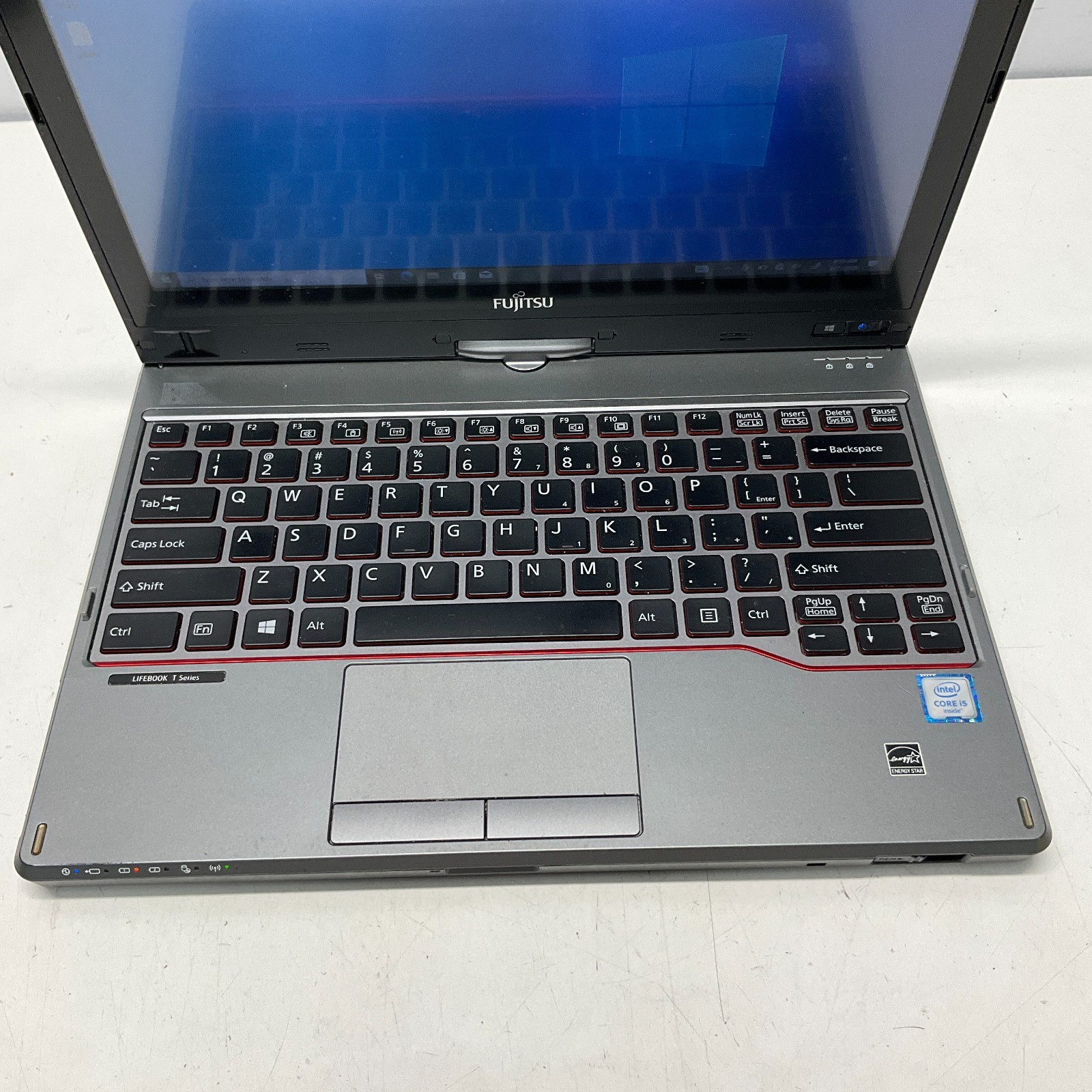 Fujitsu Lifebook T726 2-in-1 12.5″ Intel Core i5-6200U 2.3GHz 8GB RAM 128GB SSD