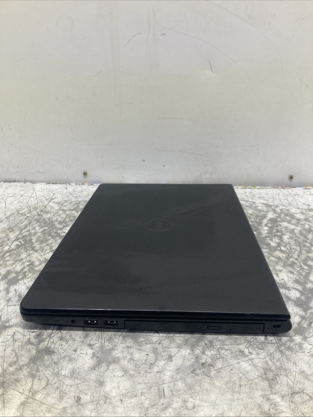 Dell Inspiron 15 3558 Intel Core i3-5015U 2.10GHz 4GB no HDD Boot to BIOS