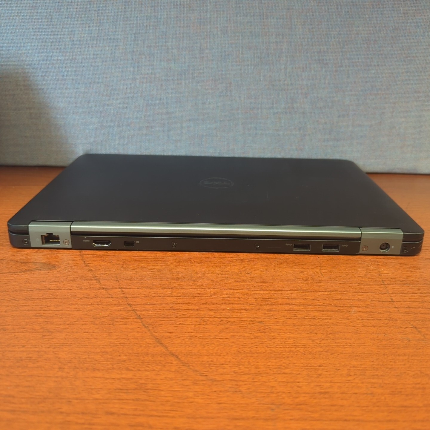 Dell Latitude E7470 Core i5-6300U 2.40GHz 8GB RAM 256GB HDD Win 10 Pro