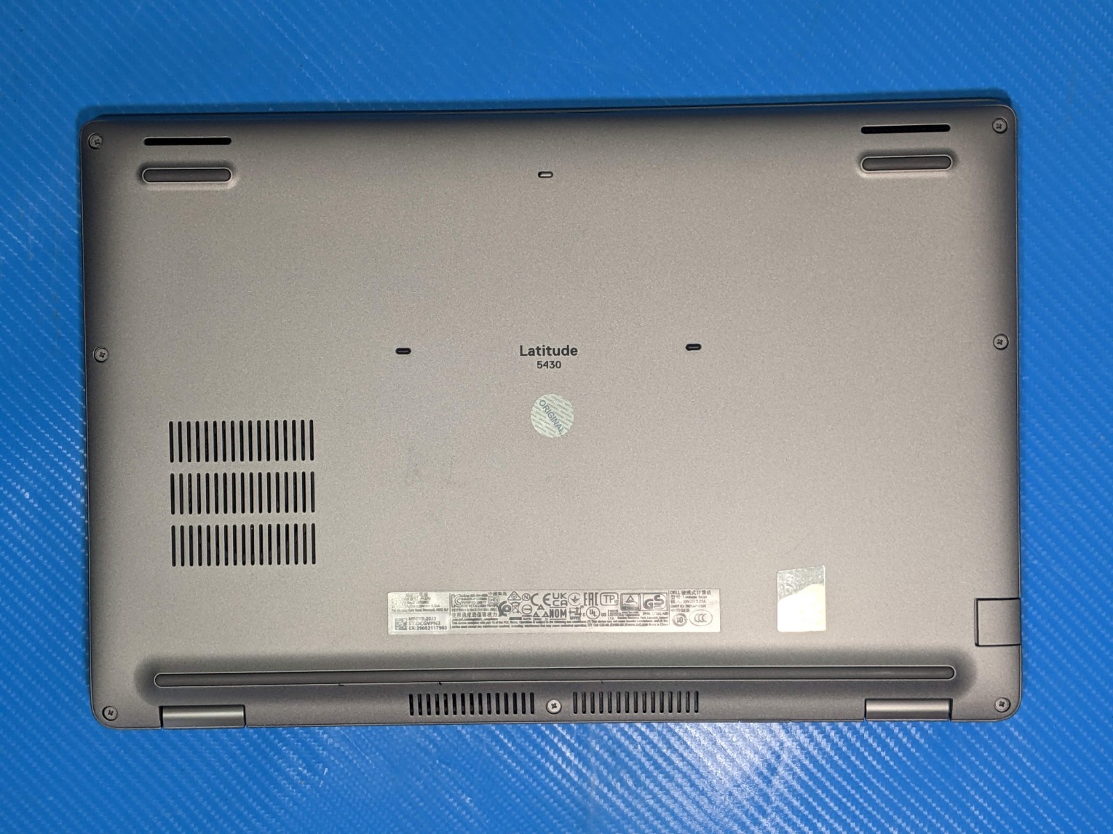 Dell Latitude 5430 14″ FHD Intel Core i5-1235U 1.3GHz 16GB 256GB SSD W11Pro +PA