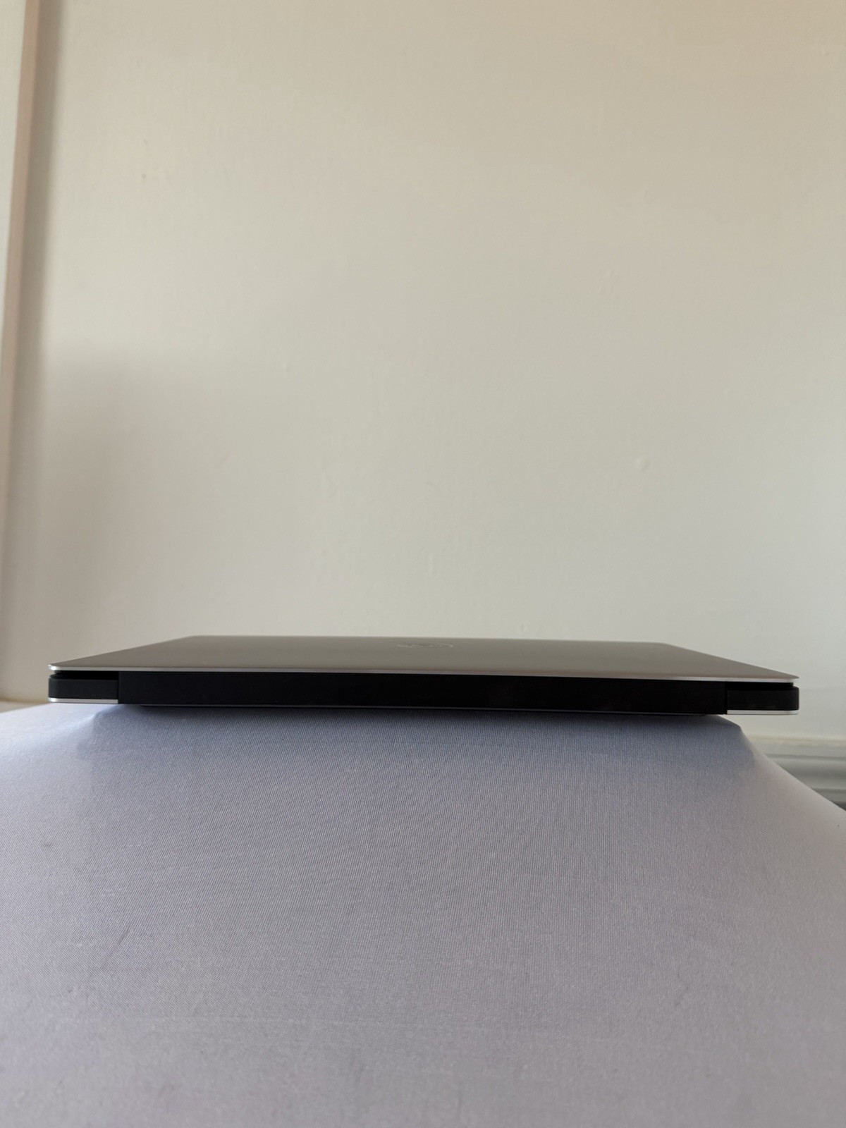 Dell XPS 13-9343 Laptop – Good Screen – Intel i5-5200U – RAM 8 GB – Read Des