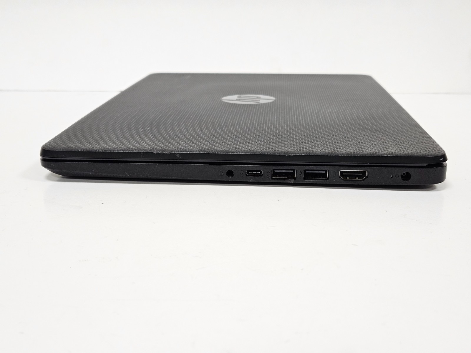 HP 14-dq0051dx Intel Celeron N4120, 4GB RAM, 58GB SSD, Win10 #0178
