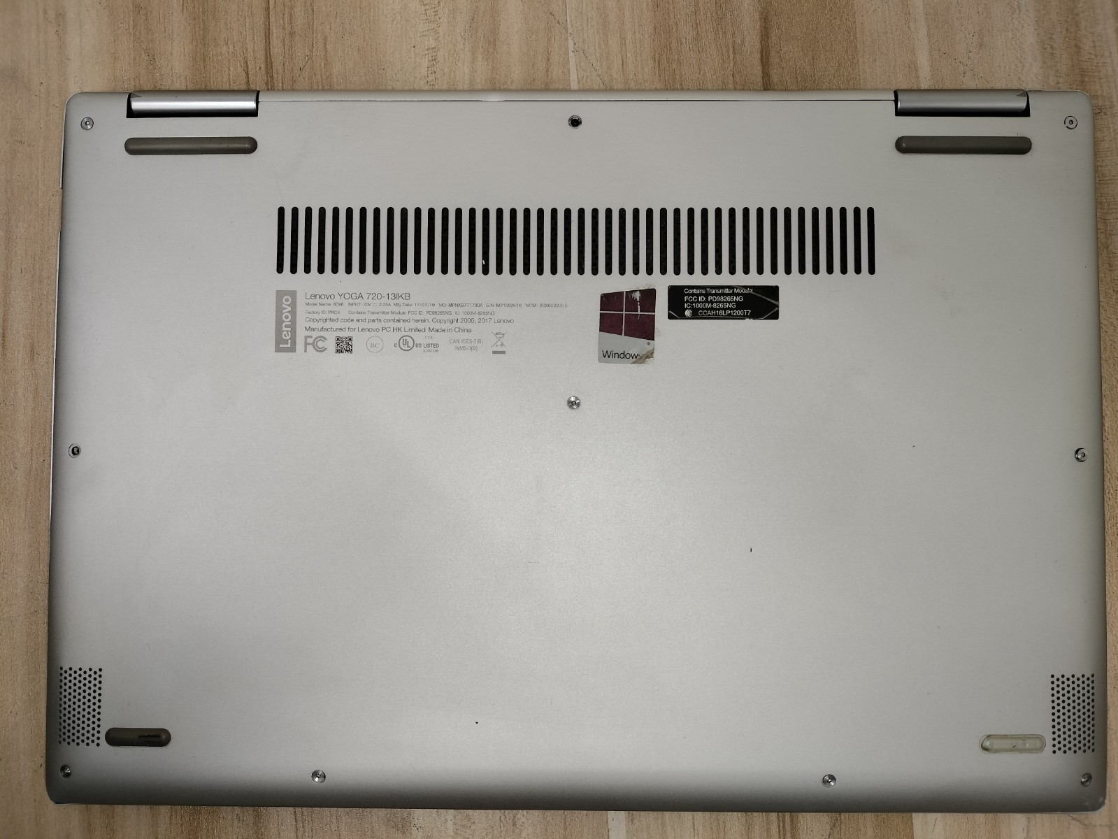 Lenovo Yoga 720-13IKB 13.3″ i5-7200U 2.5GHz 8GB RAM | NO SSD/HD/OS