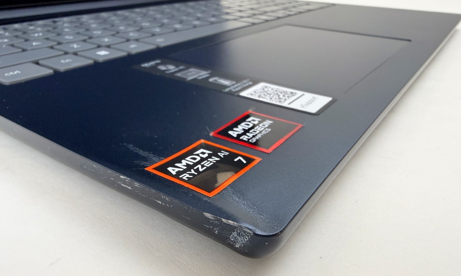 Lenovo IdeaPad Slim 5 16AKP10 16″ WUXGA Touch Ryzen AI 7 350 16GB 1TB SSD W11H