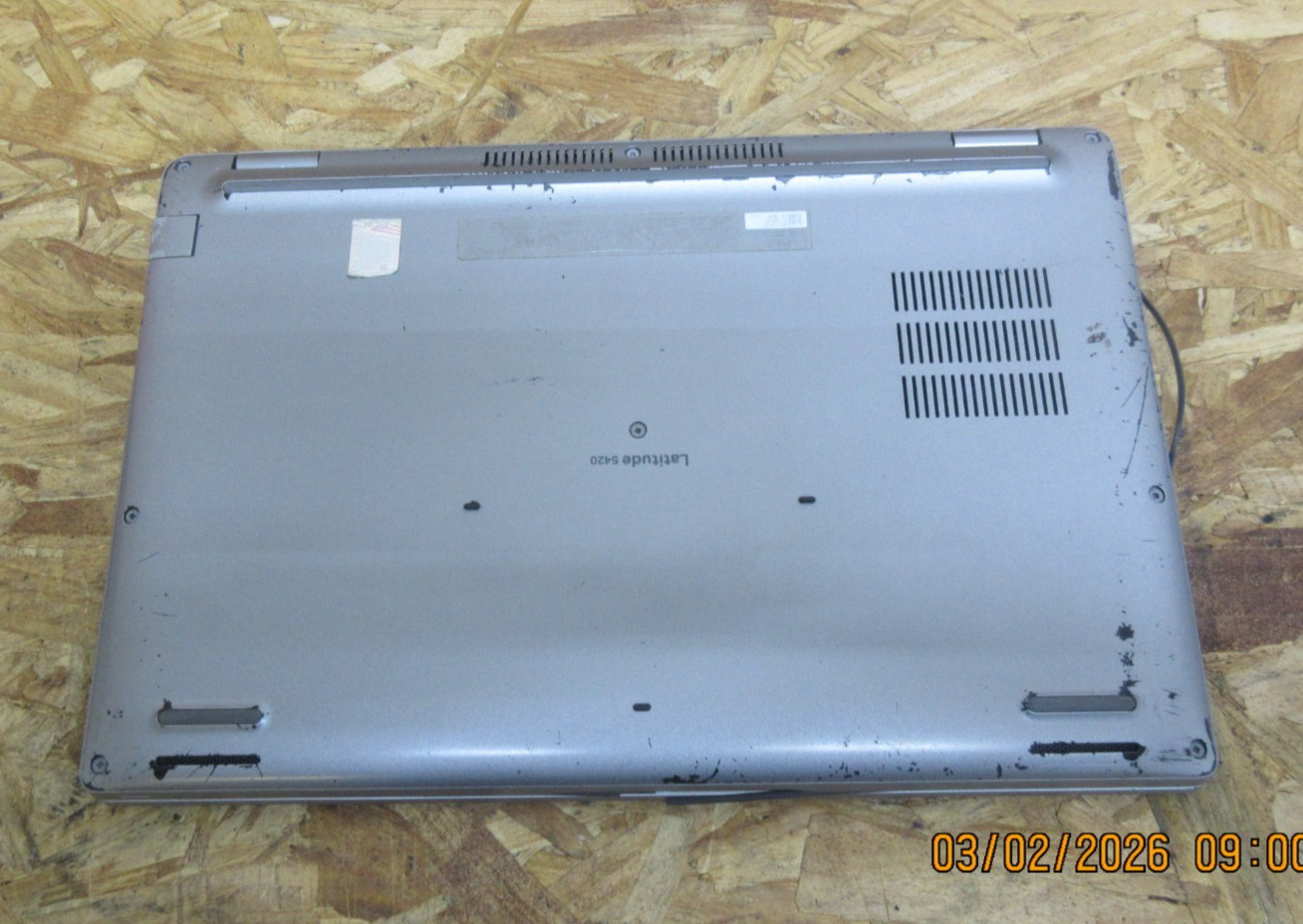 Dell Latitude 5420 14” Core i7-11th 8GB RAM 256GB HDD W11P READ DESC.