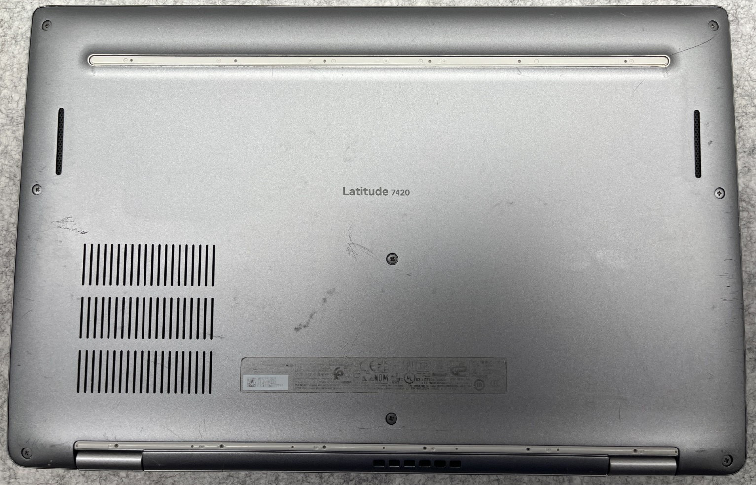 Dell Latitude 7420 14″4K UHD i7 1165G7 @ 2.80GHz 16GB 256GB NVMe Windows 11 Home