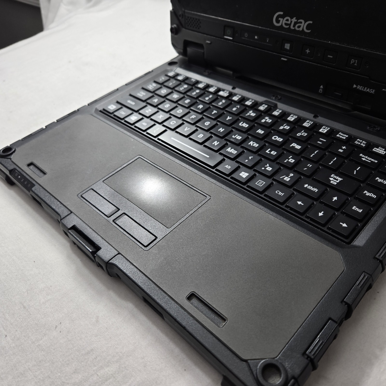 GETAC K120 Toughbook 12.5″ i5-8250U 1.60GHz 512GB SSD 16GB – 4G – GPS – Grade B