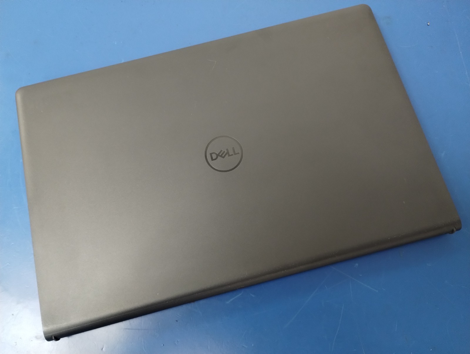 DELL 15 DC15255 G8MK9, AMD Ryzen 7 7730U, 2.00 GHz, 16 GB RAM 512 GB NVMe SSD