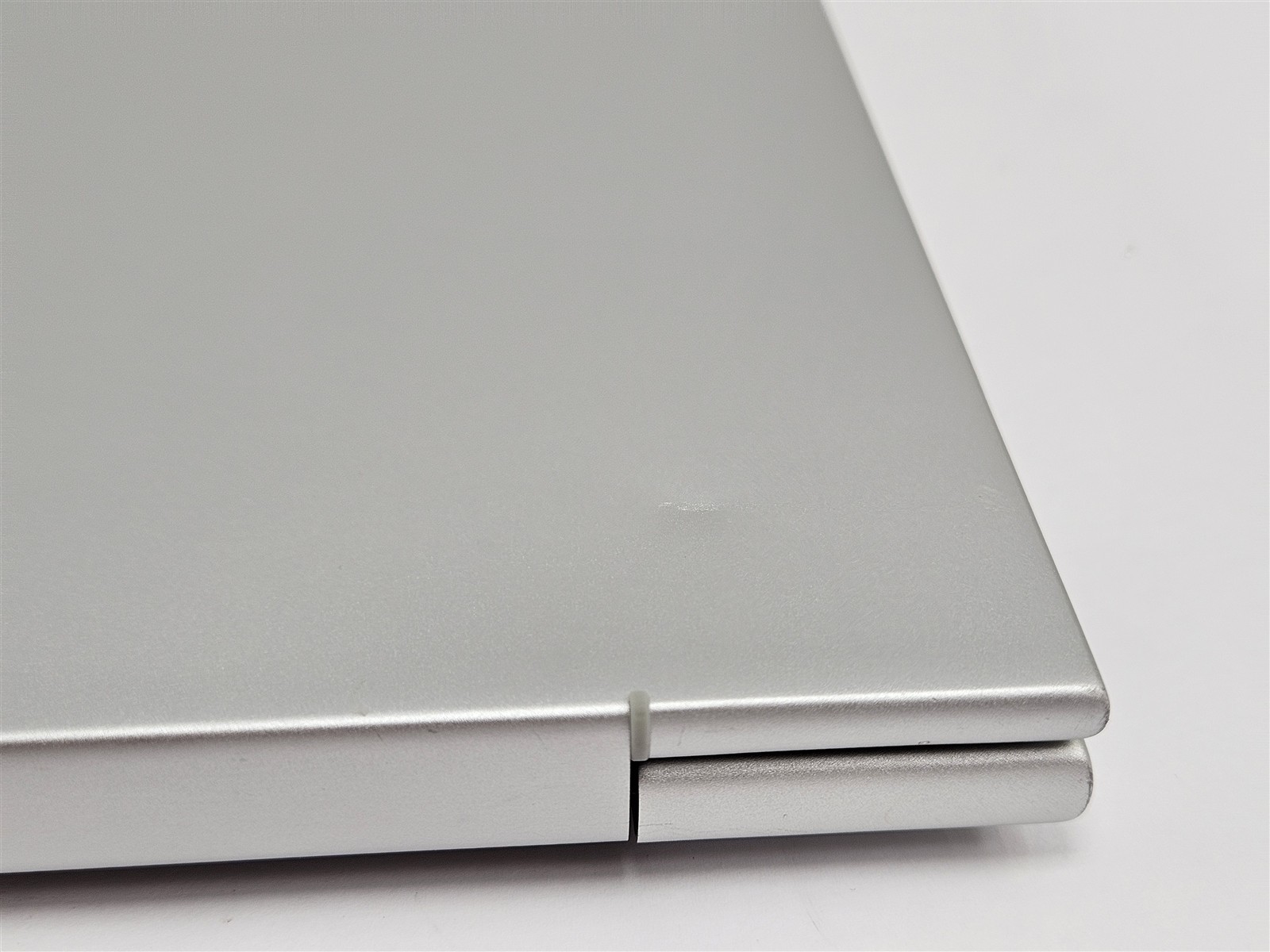 HP ProBook 445 G11 14″ Laptop Ryzen 7 7735U 32GB 512GB SSD Radeon 680M