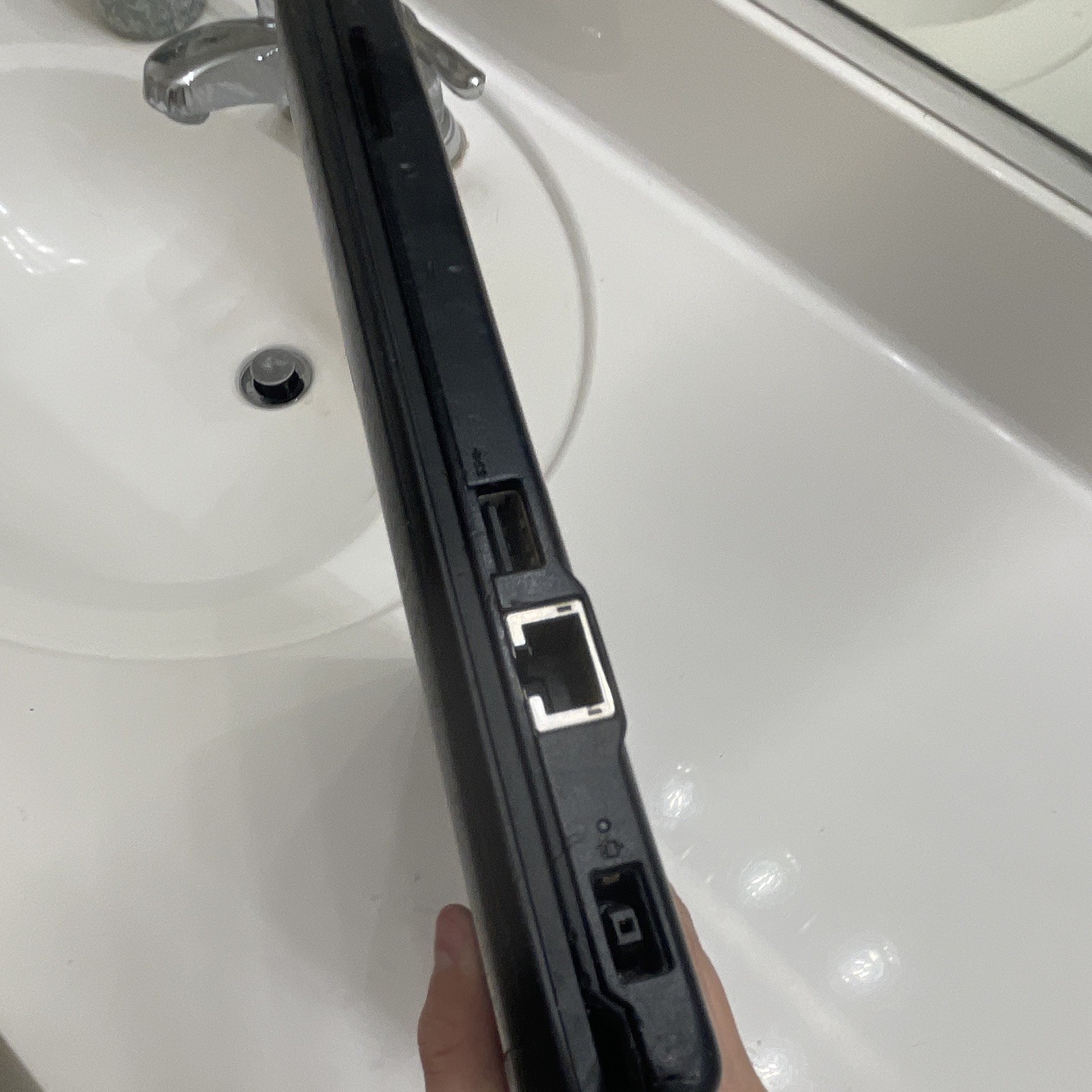 Lenovo ThinkPad 11e Yoga Chromebook 11.6″ Intel 4GB RAM 128GB SSD HDMI 1366×768