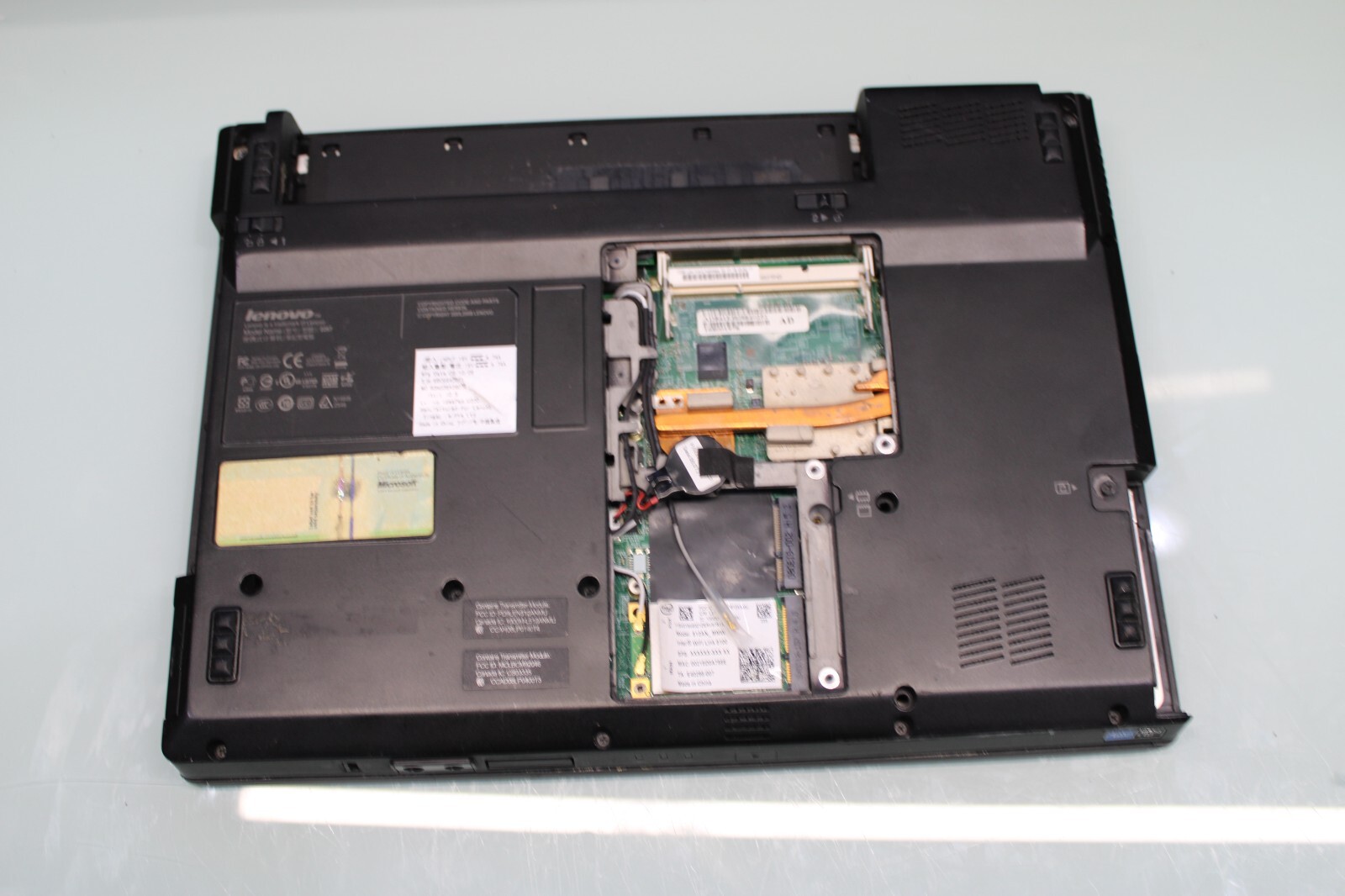 #139 Lenovo ideapad U330 LAPTOP FOR PARTS OR REPAIR BAD MOTHERBOARD