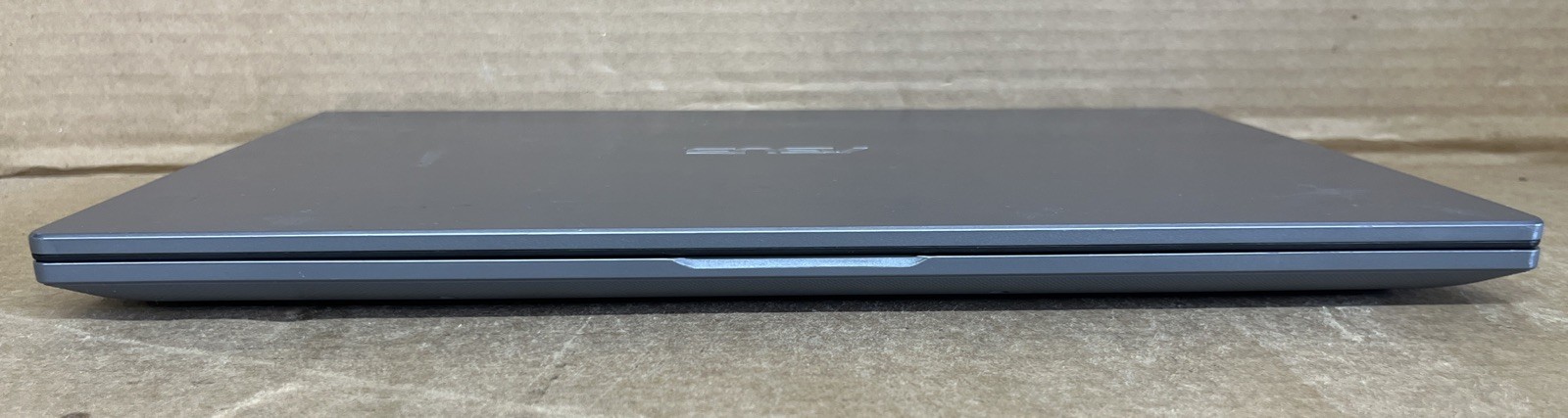 Asus Vivobook 15, AMD Athlon Silver 3050U with Radeon Graphics 2.30GHz, 8GB RAM
