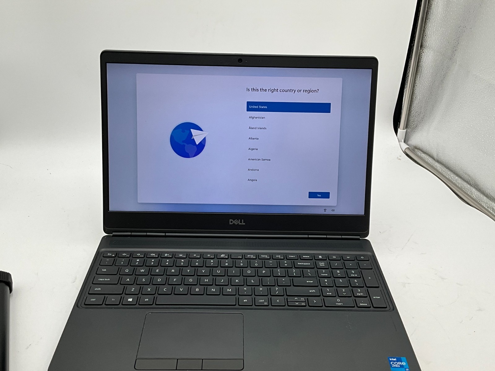 DELL Precision 7560 i7-11850H 2.50g 64GB 1tb T1200 15.6″ WIN11 Laptop FJDF2J3