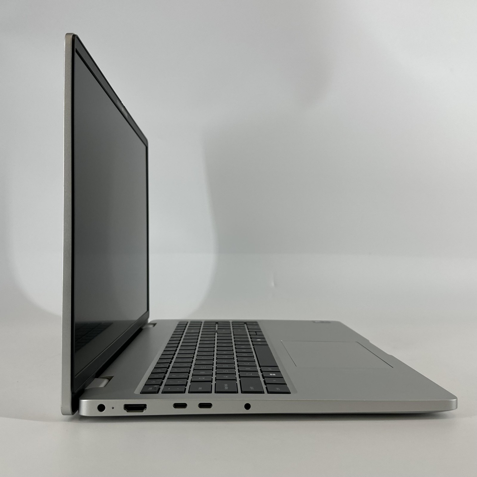Dell Pro Max 16 Plus MB16250 FHD+ 2.0 GHz Ultra 5 235U 16GB 512GB SSD Excellent