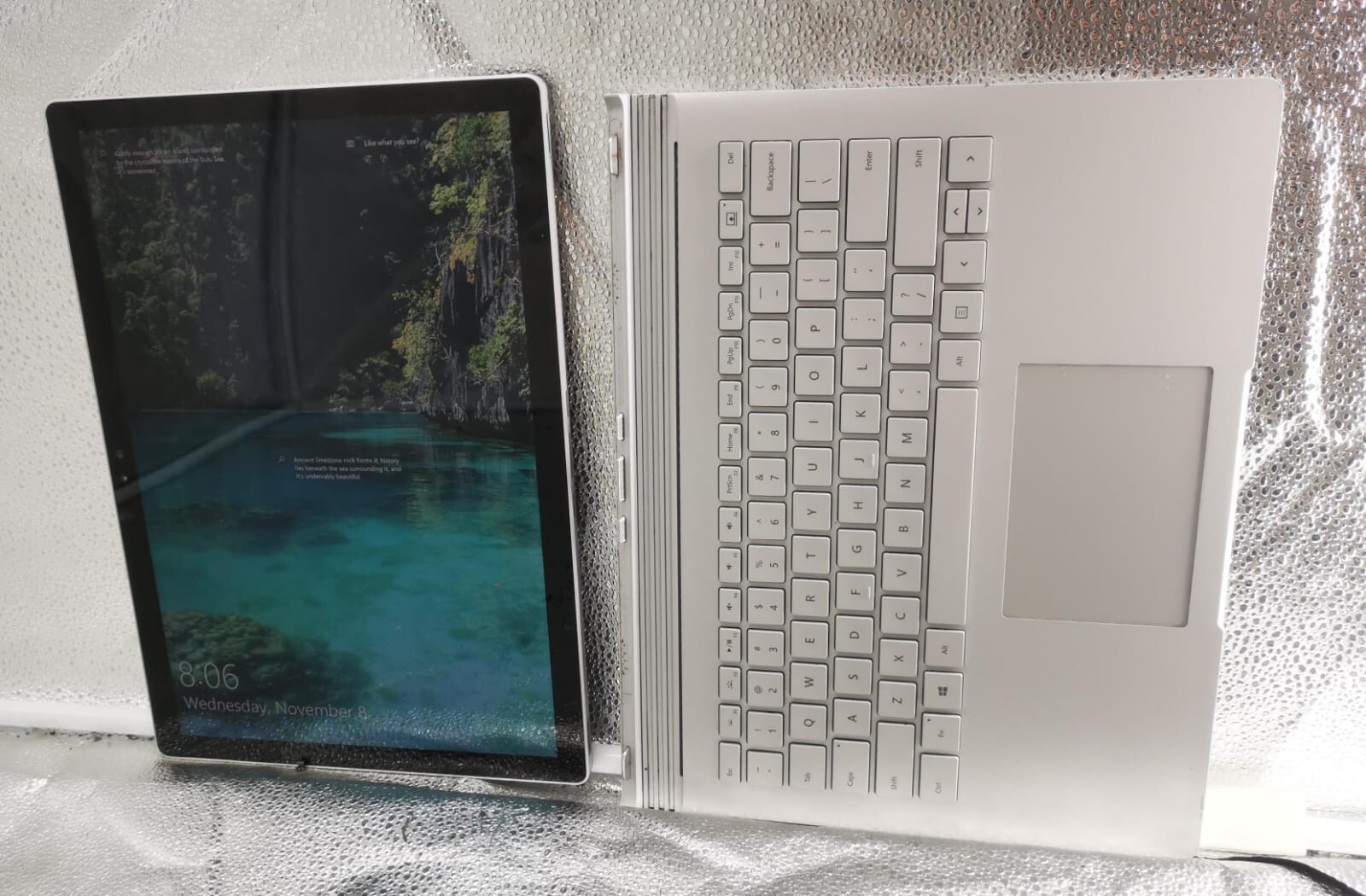 Microsoft Surface Book 13.5″ Intel Core i5-6300U 8GB RAM 256GB