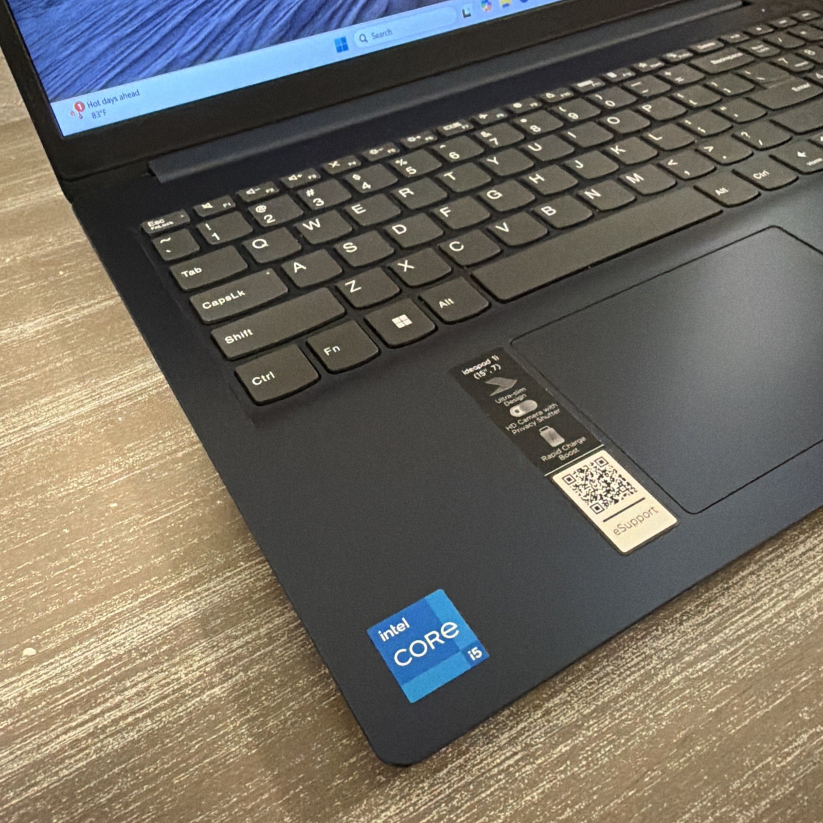 Lenovo IdeaPad 1/ 15.6″/ 512GB SSD, Intel Core i5-1235U, 1.30GHz, 12GB.Touch Scn