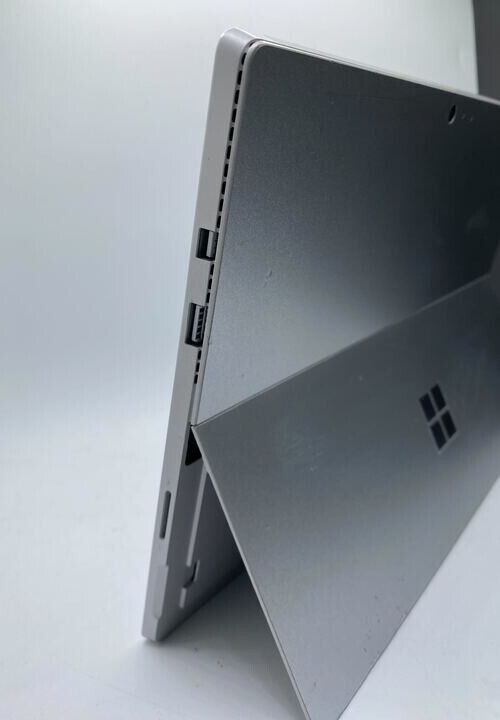Microsoft Surface Pro 4 Intel Core i5-6300U CPU @ 2.40GHz 4GB RAM 128GB SSD