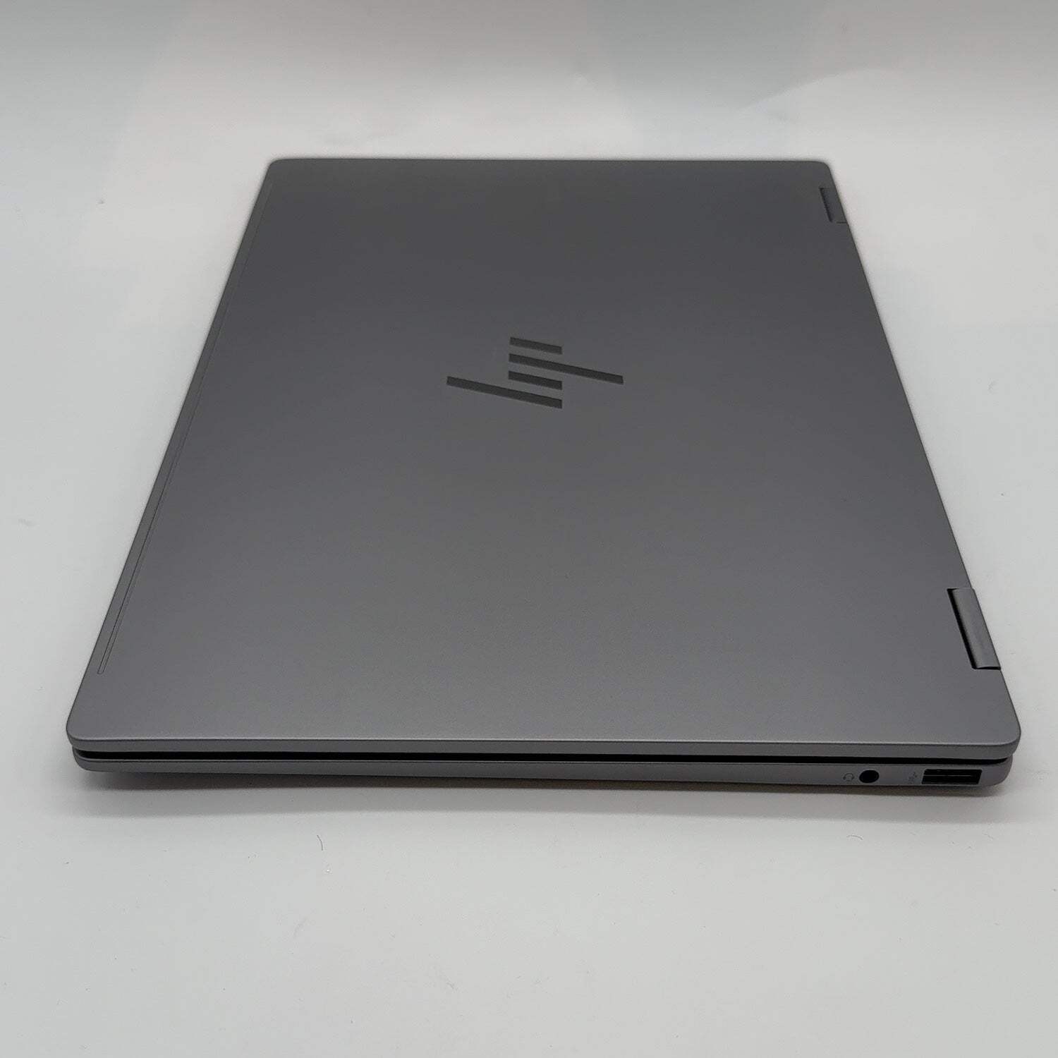 HP OmniBook X 14-FK0013DX 14″ FX-7500 Radeon R7 2.0GHz 16GB RAM 512GB SSD