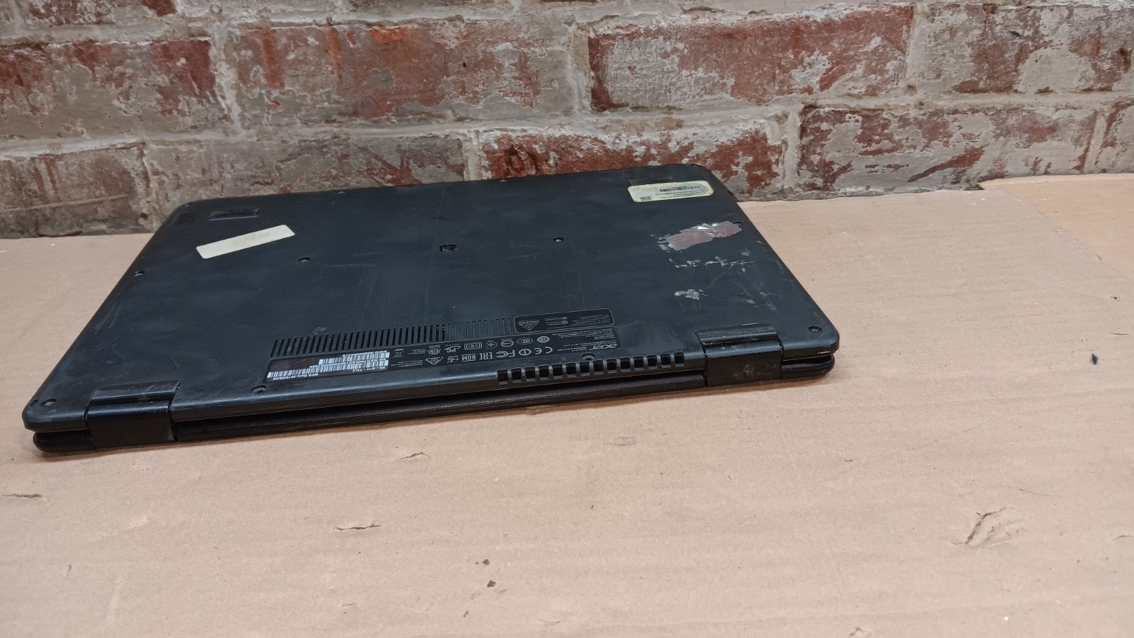 Acer Aspire R14 R5-471T Laptop Intel core I7 6th gen cpu 14″ LCD for parts
