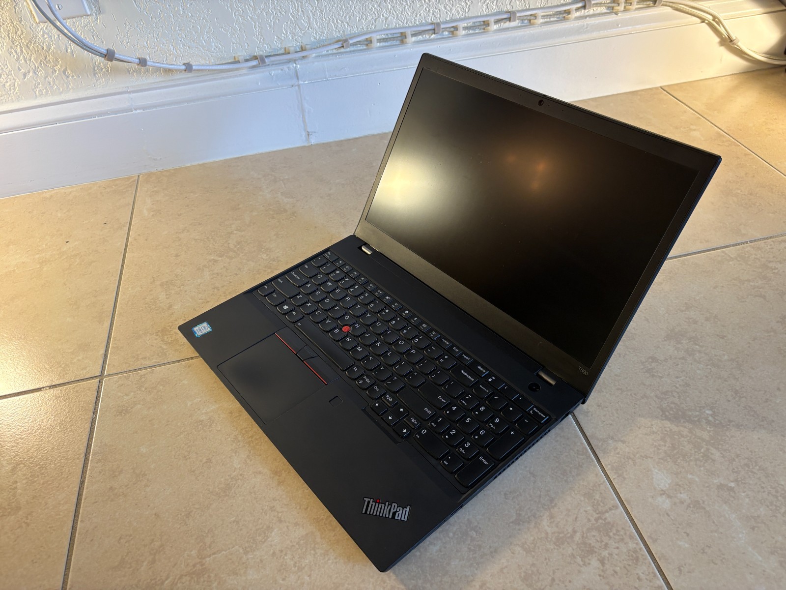 Lenovo ThinkPad T590 i7-8565U 16GB RAM 512GB SSD Windows 11 Pro 15.6″ Laptop