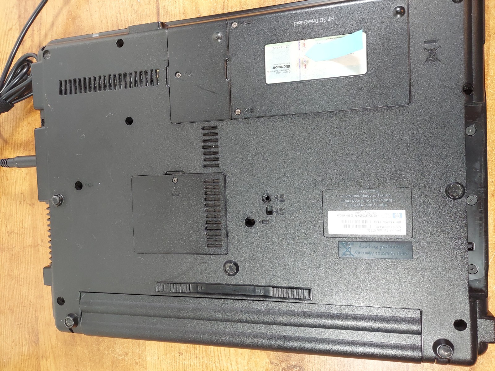 HP Compaq 6730s Notebook PC – For Parts or Repair – No Power